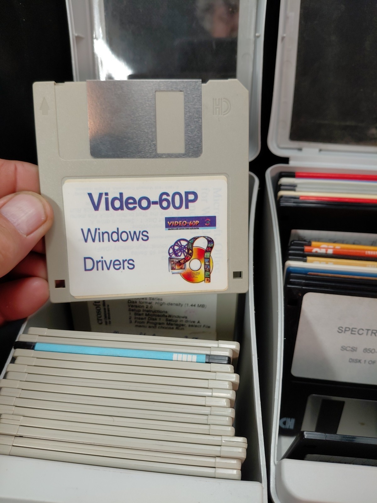 Lot Of 88 – 3.5” Floppy Disc’s. Excel ,Access ,powerpoint,……. Games And Misc