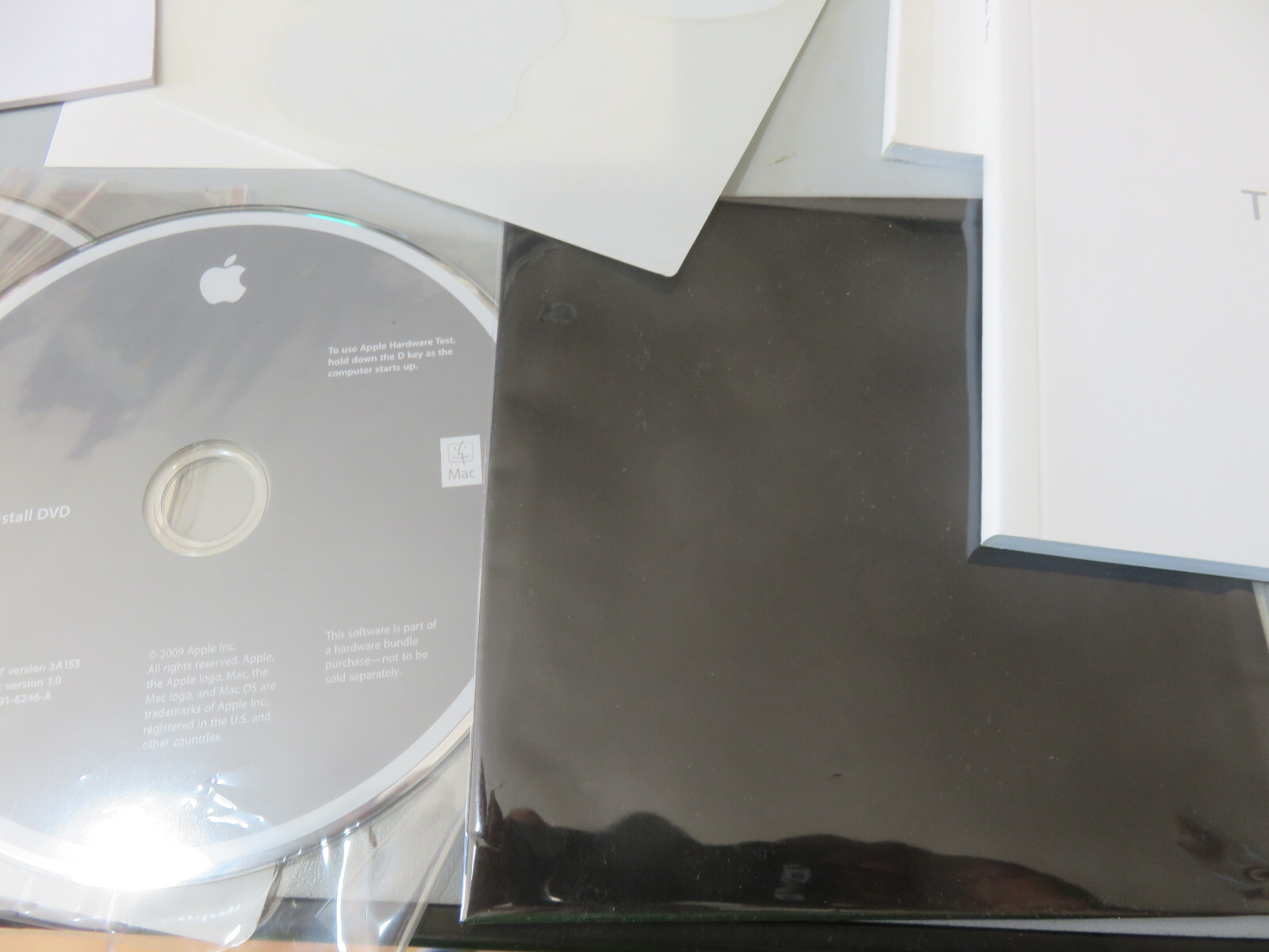 Lotto DVD istallazione libretti panno adesivi mac Pro come da foto ottime cond.