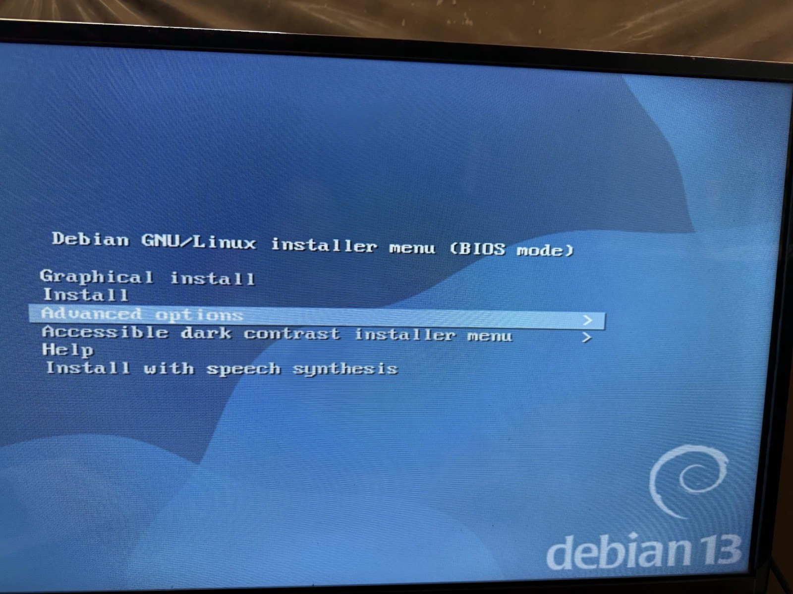 debian 13 trixie 32GB USB A Key to Canada Only