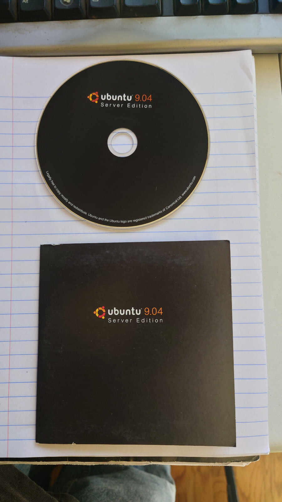 Rare Vintage Ubuntu 9.04 Server Edition Official Live CD