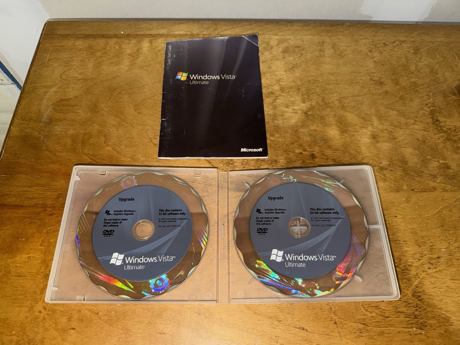 Microsoft Windows Vista Ultimate Full 32 Bit & 64 Bit DVDs w/ Manual