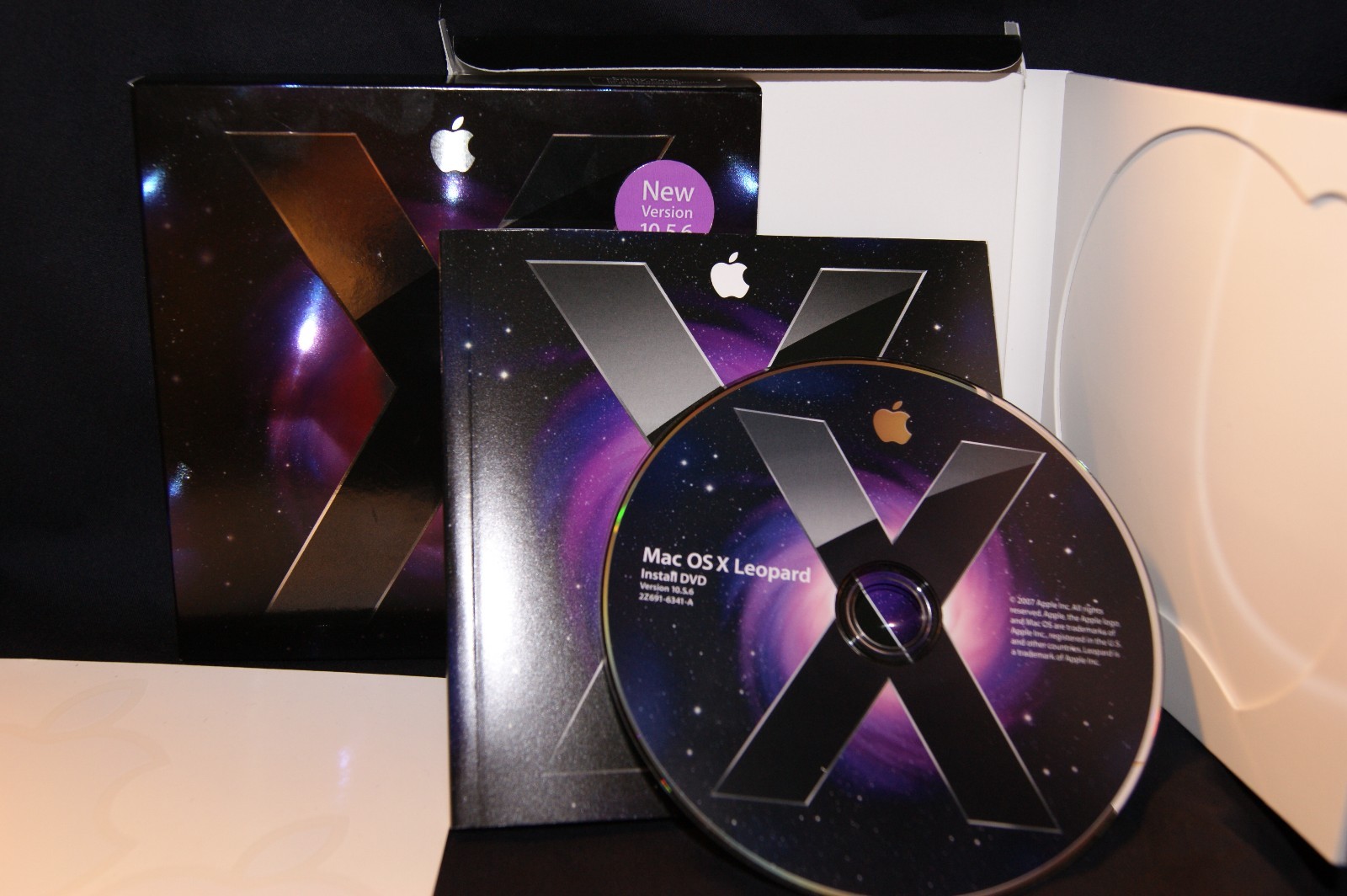 real original[5-User Family Pack] Apple Mac OS X Version 10.5.6 Leopard MC095Z/A