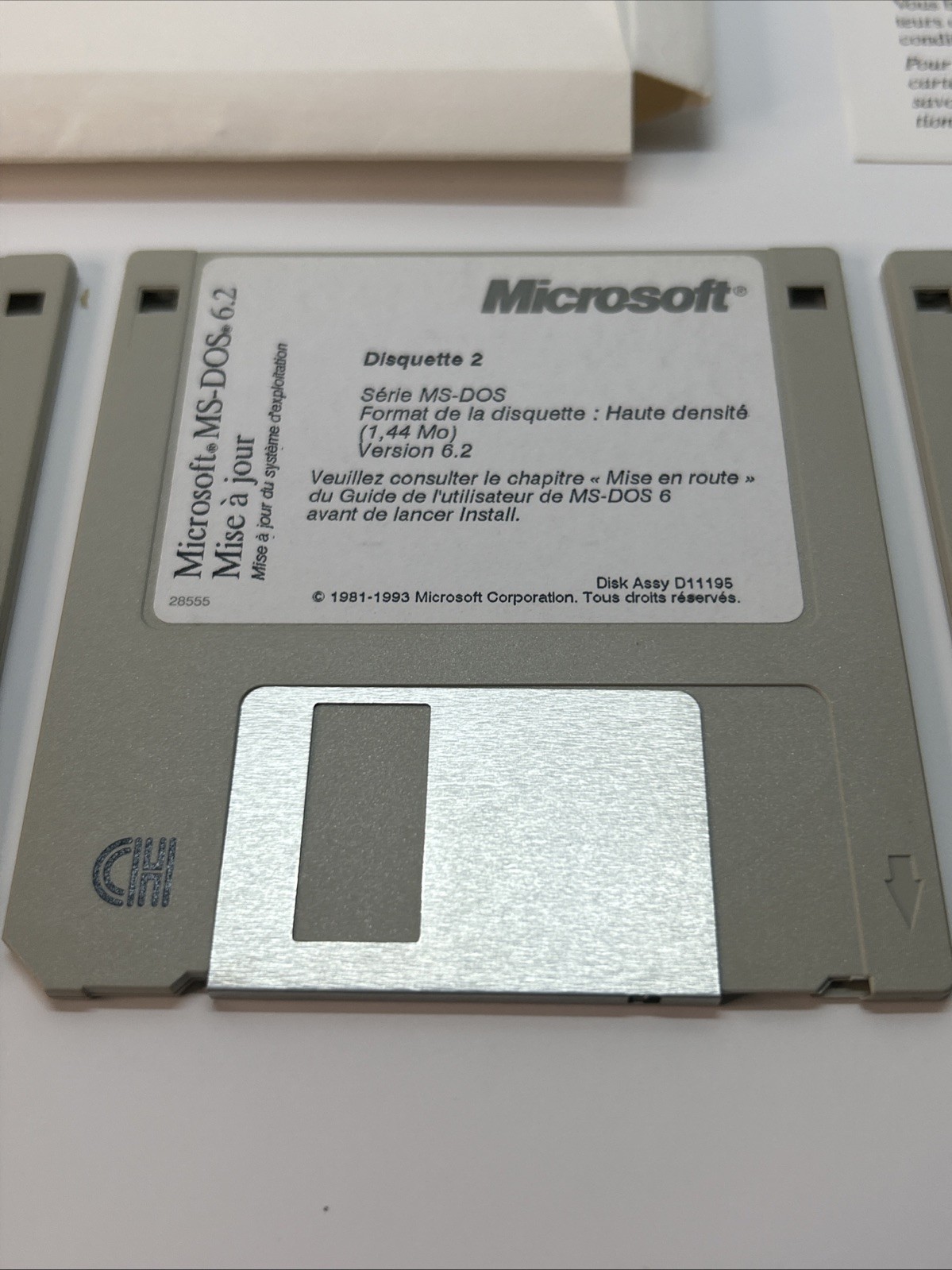 Microsoft MS-DOS 6.2 Upgrade – Big Box With 3.5″ disks – FRENCH