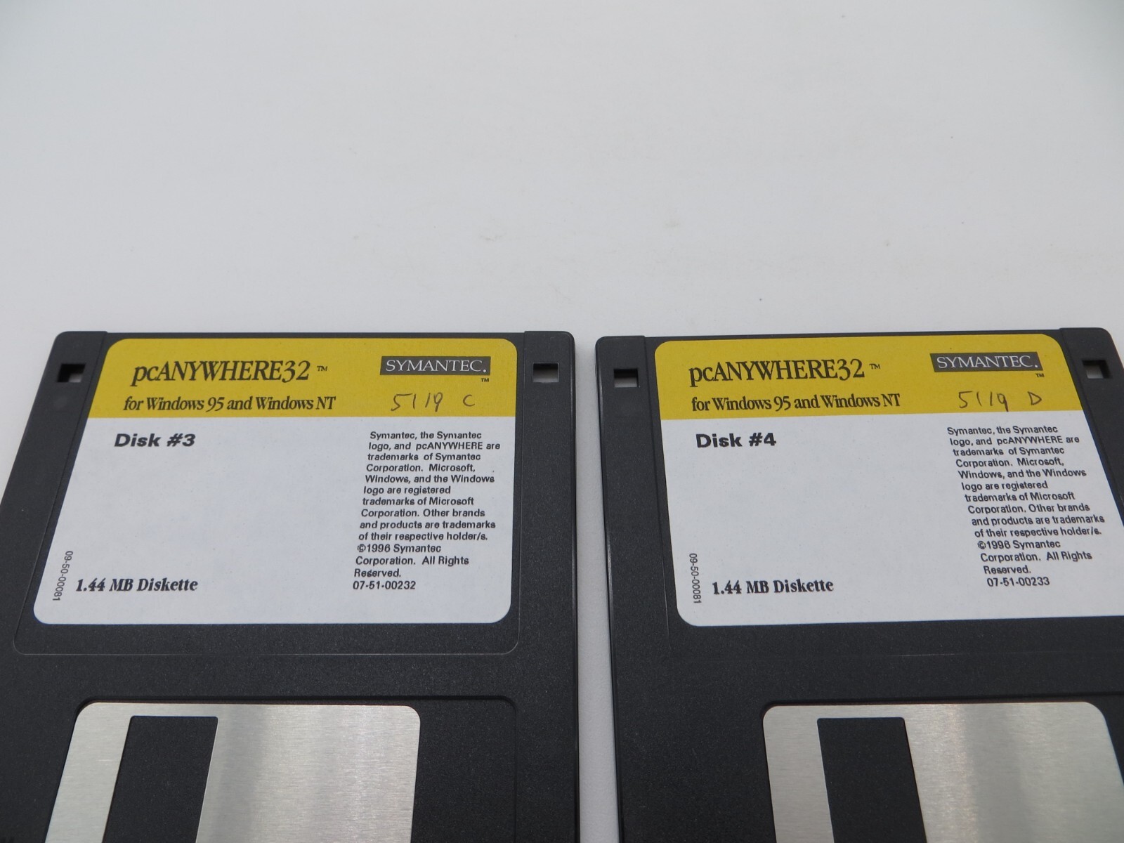 pcANYWHERE32 for Windows 95 and NT 3.5″ Floppy Disks 30 Day Evaluation 4 discs