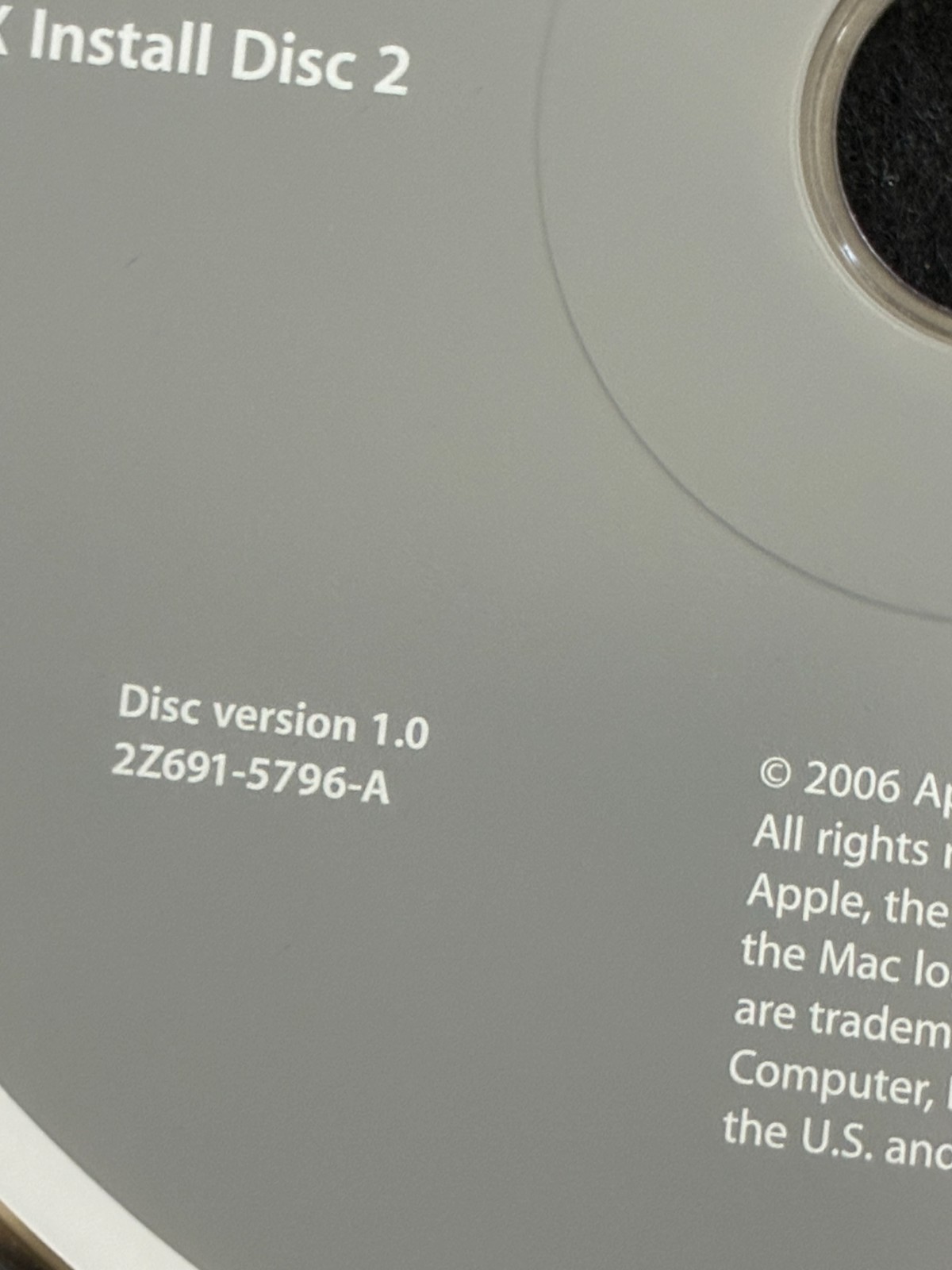 MacBook Pro OS X Install Disc 1 & 2