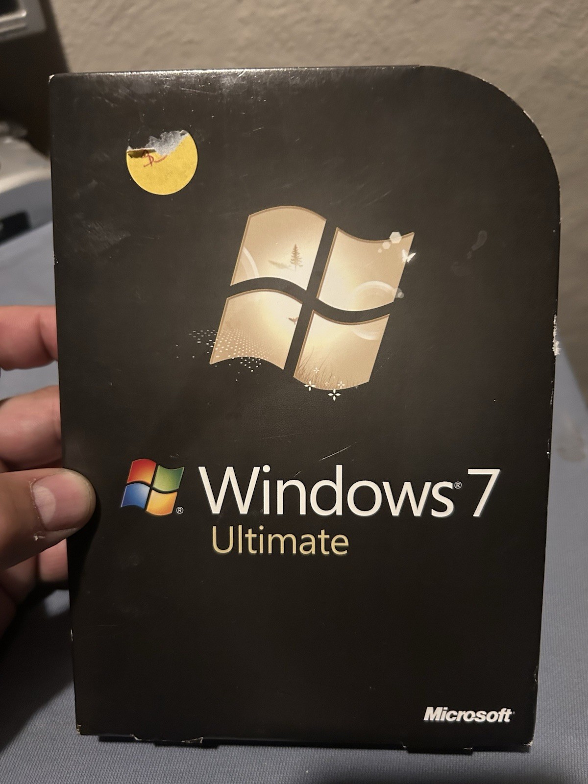 Microsoft Windows 7 Ultimate 32 Bit Version Only DVD with Product Key