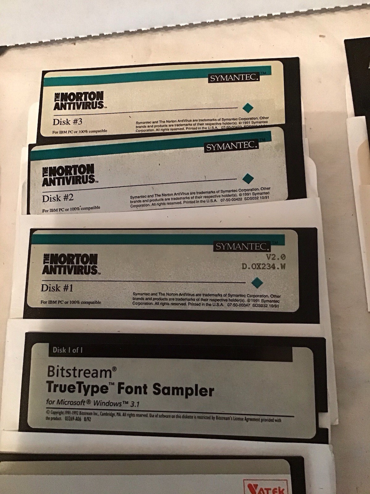 Lot Of Untested Vintage PC Computer Floppy Disks Microsoft Windows MS-DOS