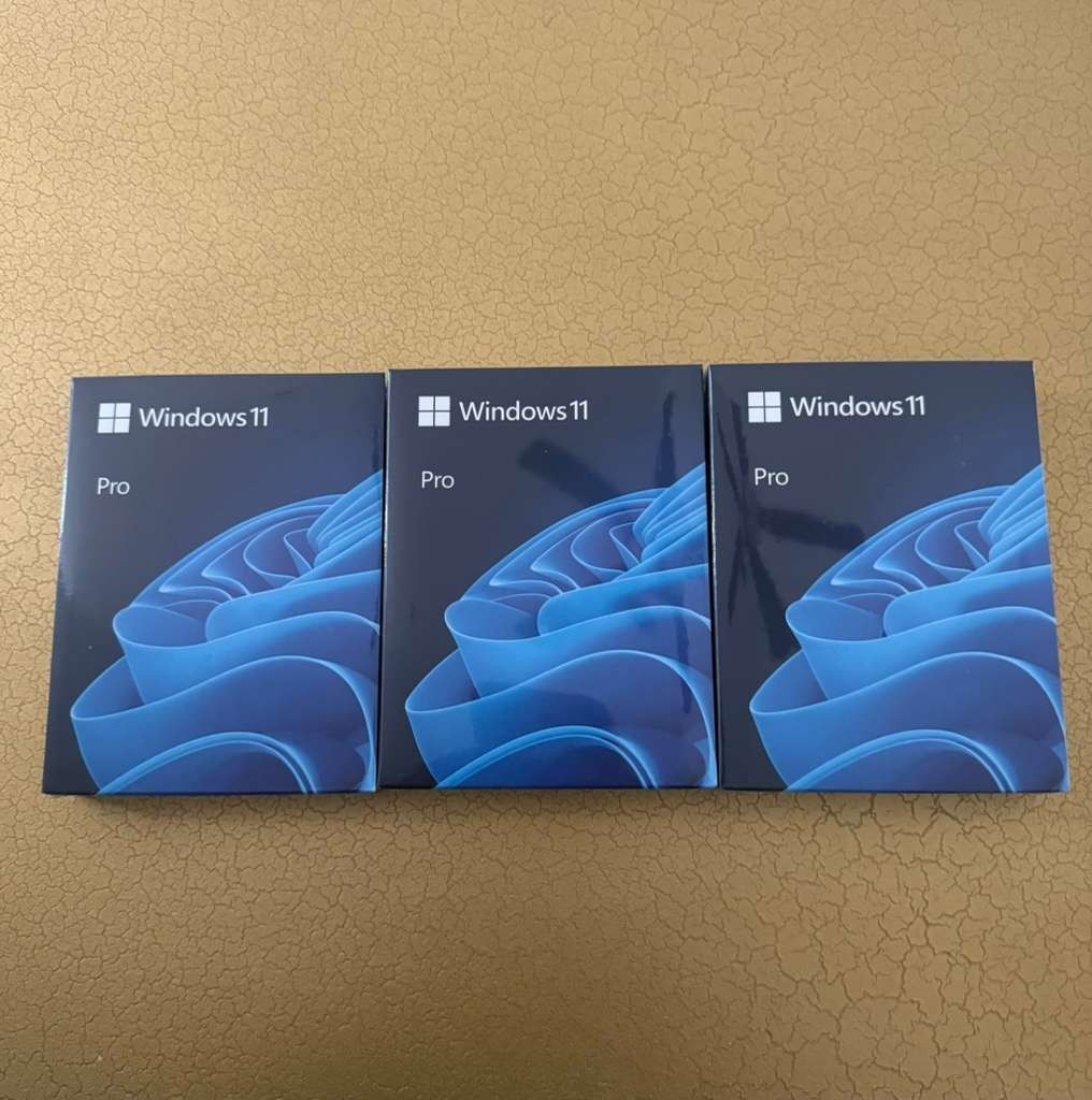 Windows 11 Pro Retail USB Flash Drive Genuine License Key Sealed Single Pack