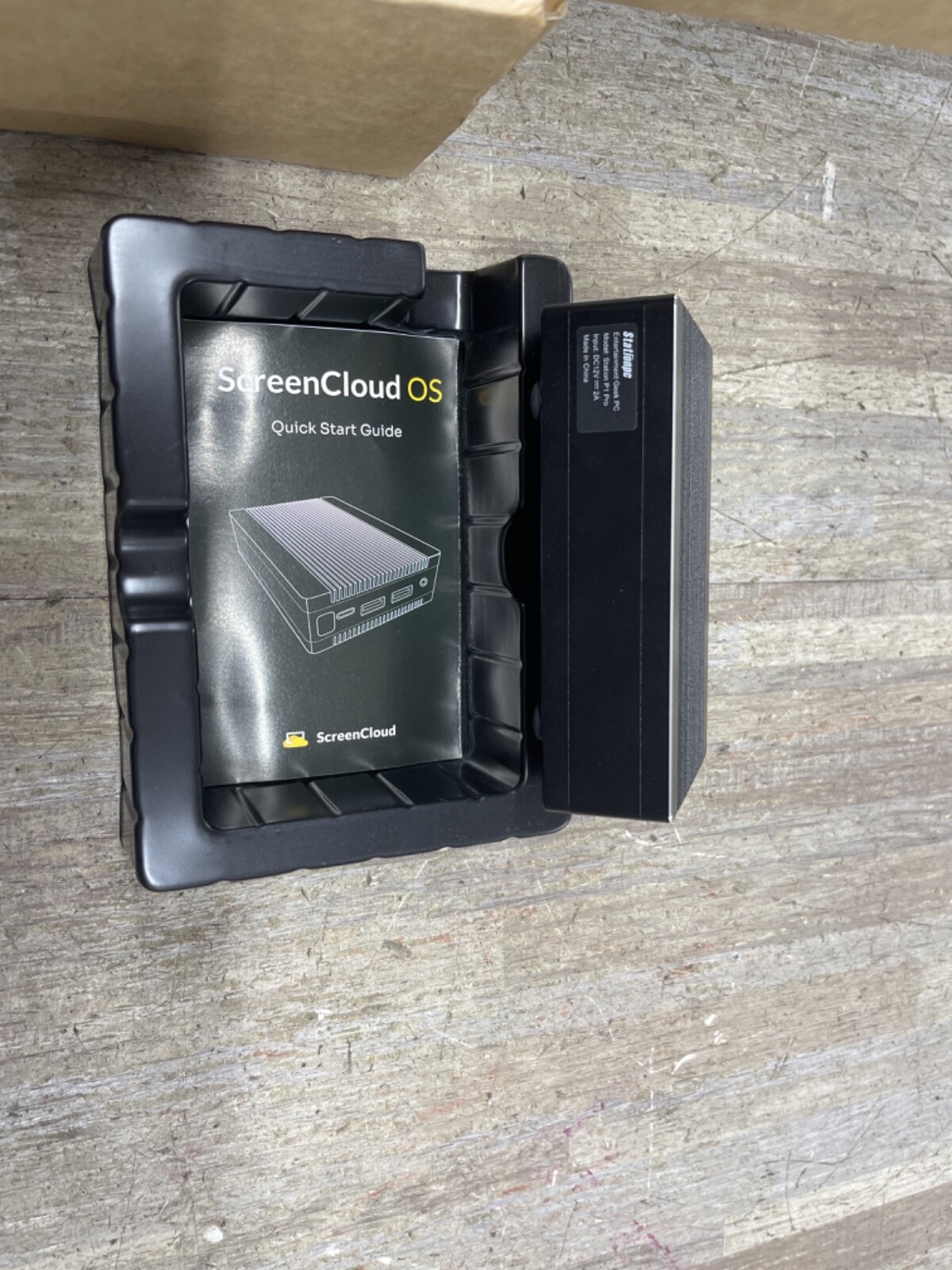 BRAND NEW ScreenCloud OS Station P1 Pro Operating System For Screens- Black