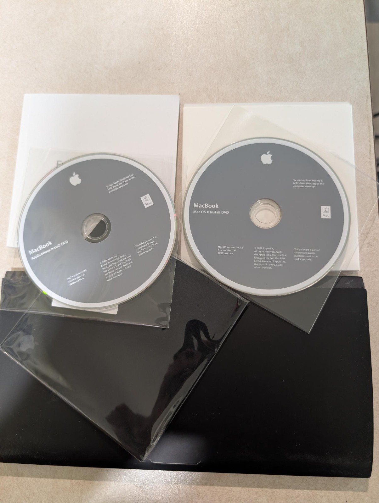 MacBook Pro OS X Install Disc 1 & 2 2009 OEM w/books and Apple Stickers