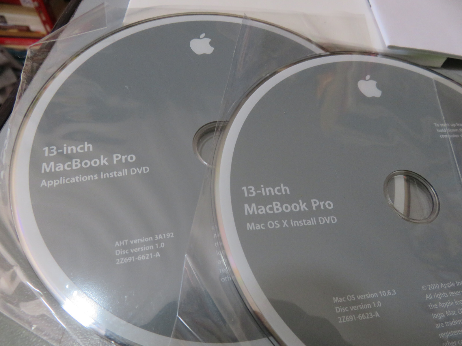 Lotto DVD istallazione libretti panno adesivi mac Pro come da foto ottime cond.