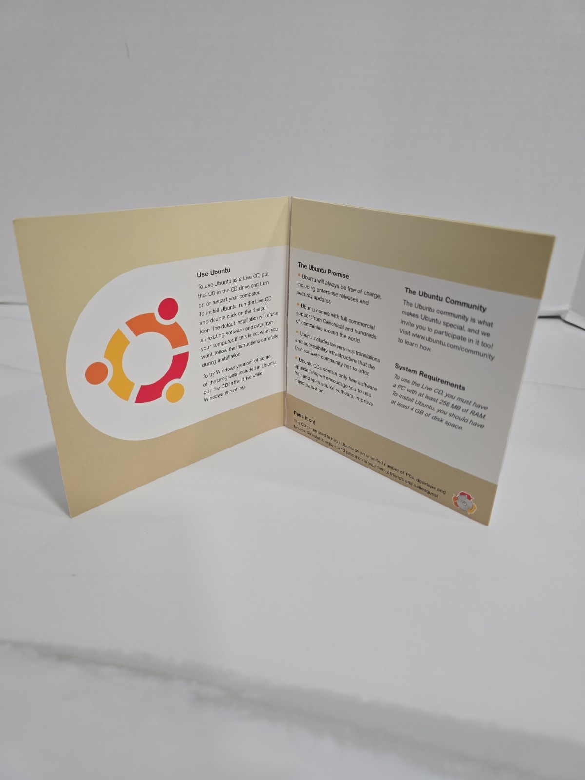 🔥 RARE Ubuntu Linux 7.04 PC Edition Vintage Linux for Human Beings TESTED MINT