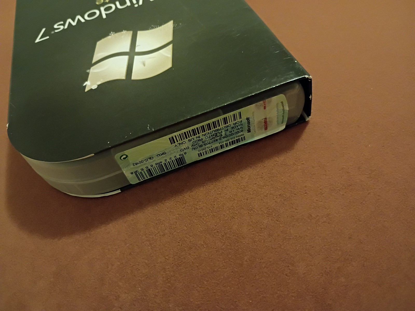 Microsoft Windows 7 Ultimate 32 & 64 Bit DVDs Genuine MS WIN Full Retail Box Key