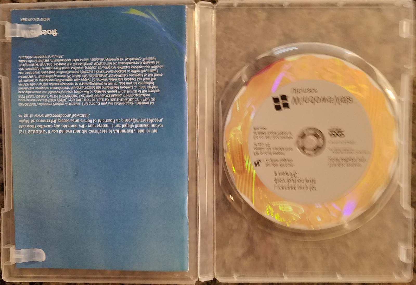 MICROSOFT WINDOWS VISTA ULTIMATE OEM, 32 BIT. DISC, DVD CASE, COA and BOOKLET