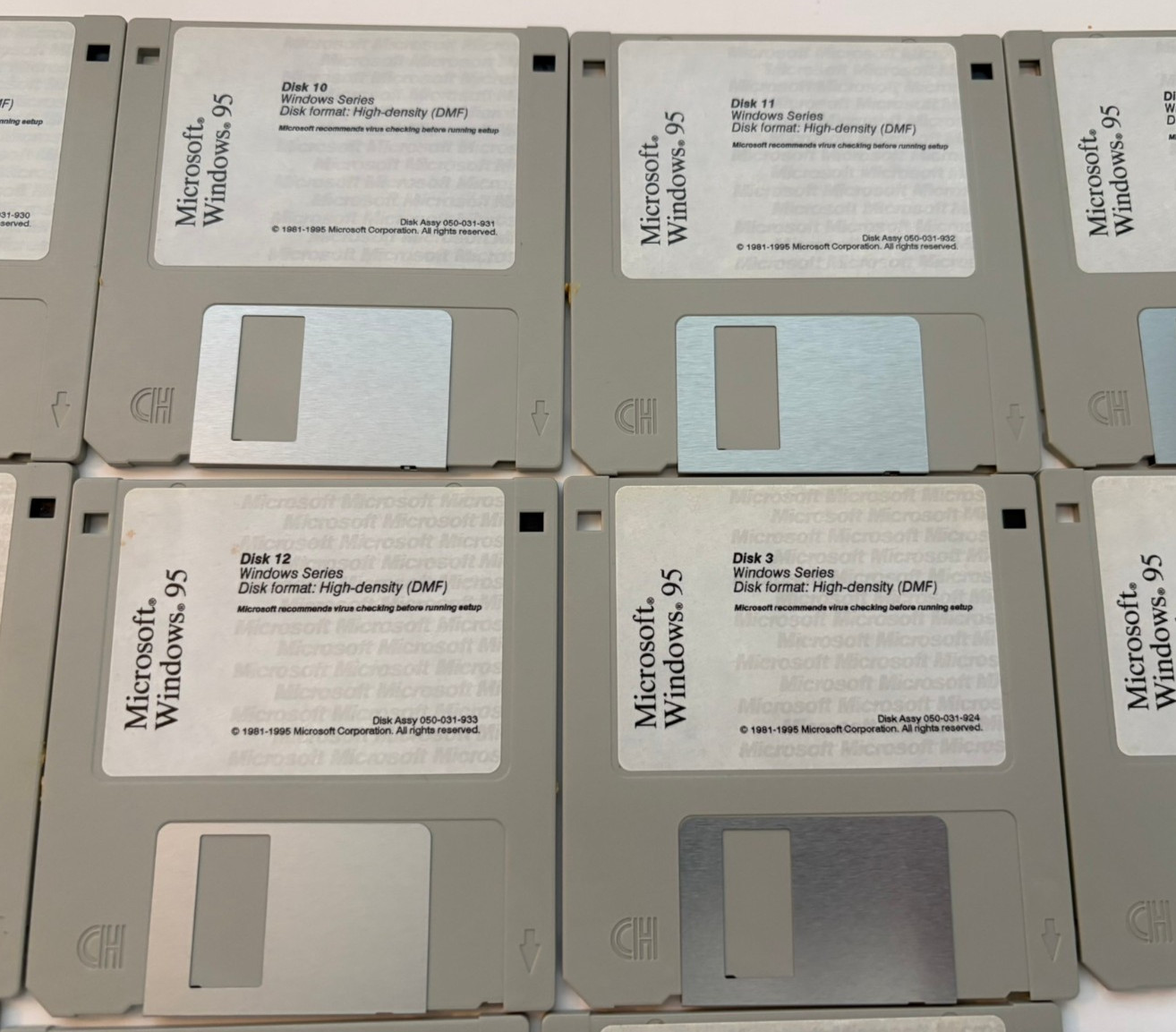 Microsoft Windows 95 Upgrade for Windows and DOS 3.5” Floppy Disks – Read Desc