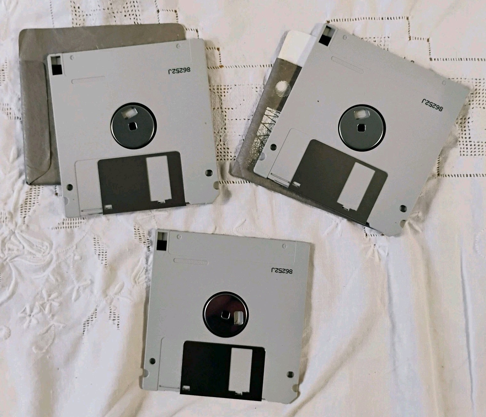 AT&T Microsoft Vintage 3.5″ Inch Floppy Disks Lot VTG Blanks