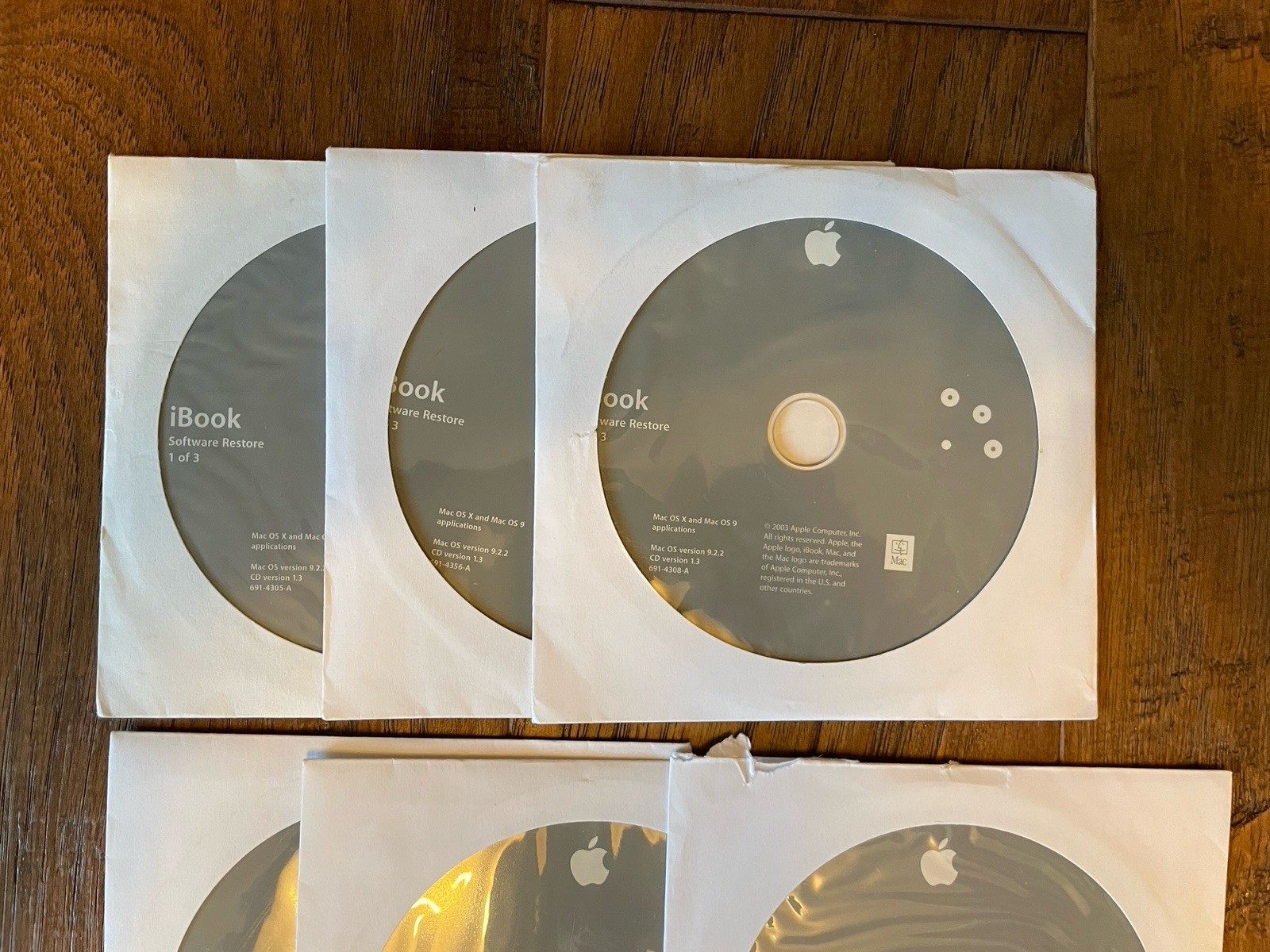 Apple Mac iBook OS X, OS 9, Hardware Test And Airport Utility Discs