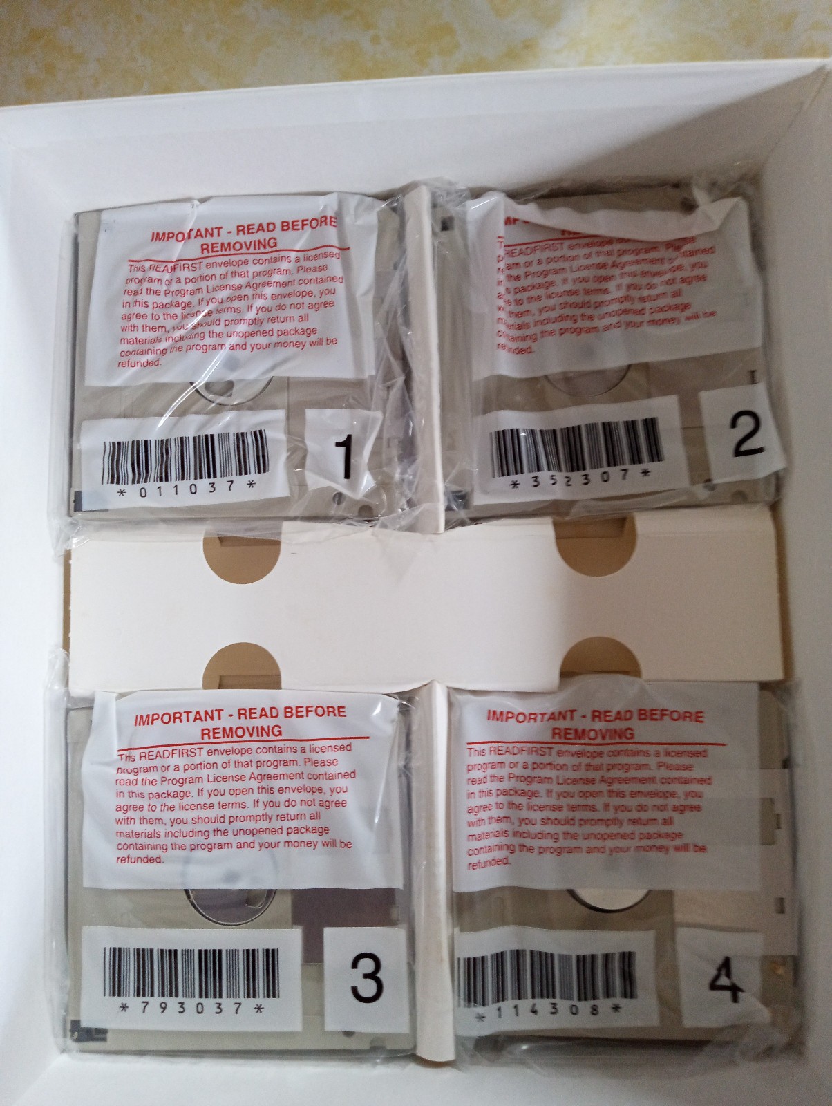 Rare New Open Box IBM OS/2 version 2.1 for Windows Version 3.1 OS on 3.5″ Floppy