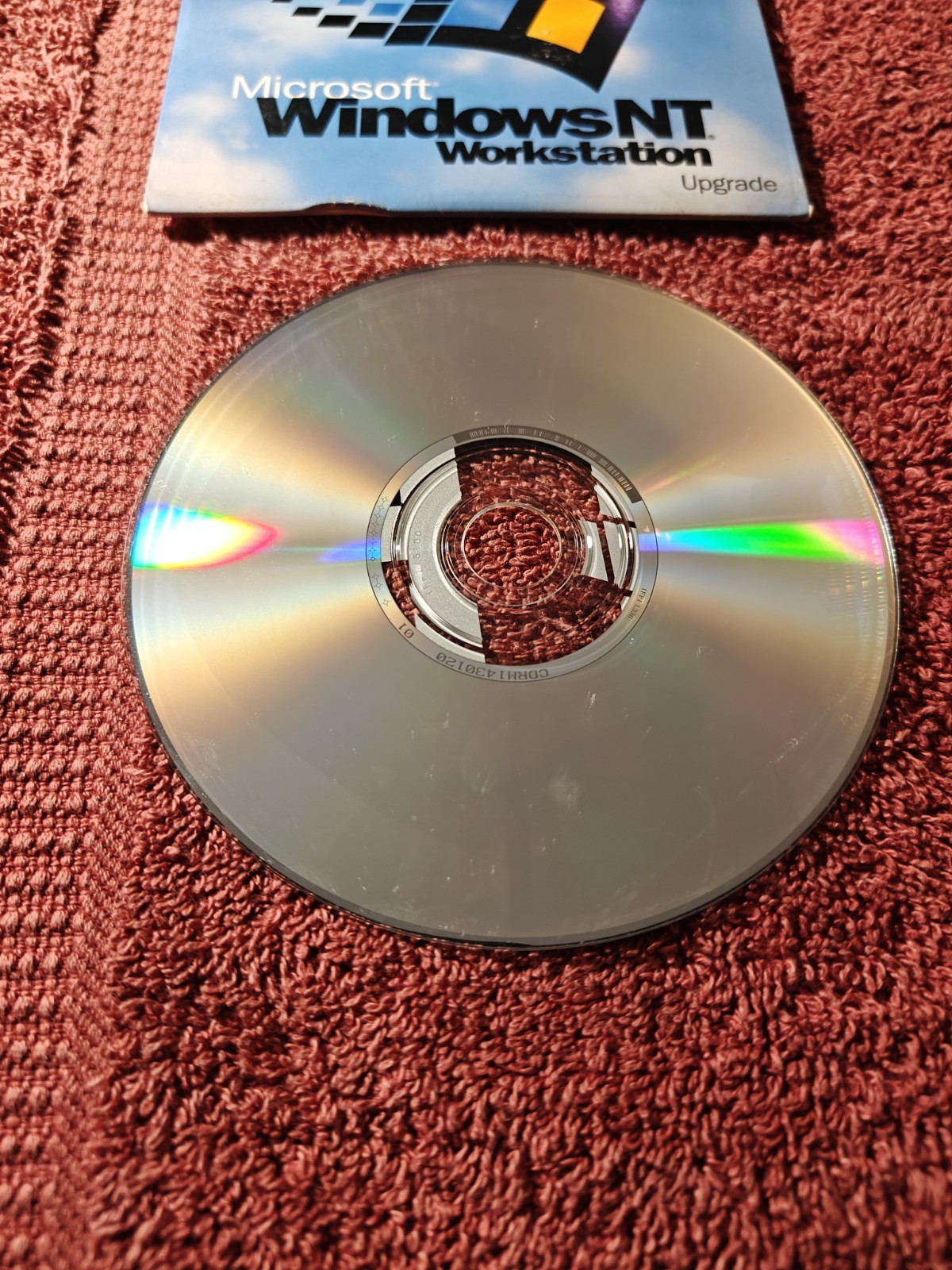 Microsoft Windows NT Workstation Upgrade OS Version 4.0 Disc CD KEY Included