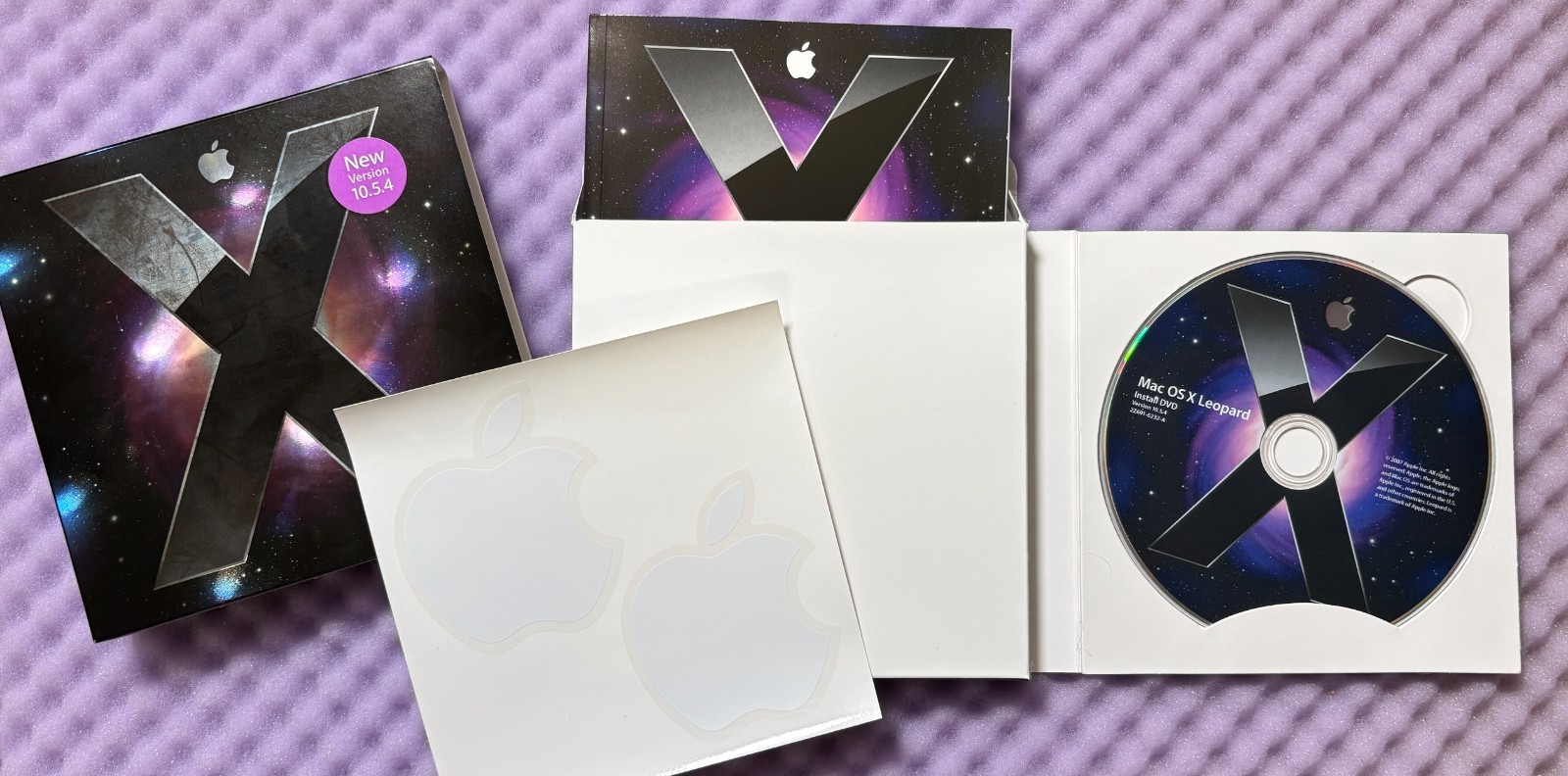 Retro Mac Upgrade: MacOS X Leopard & iLife’09 (RETAIL, Original Box)
