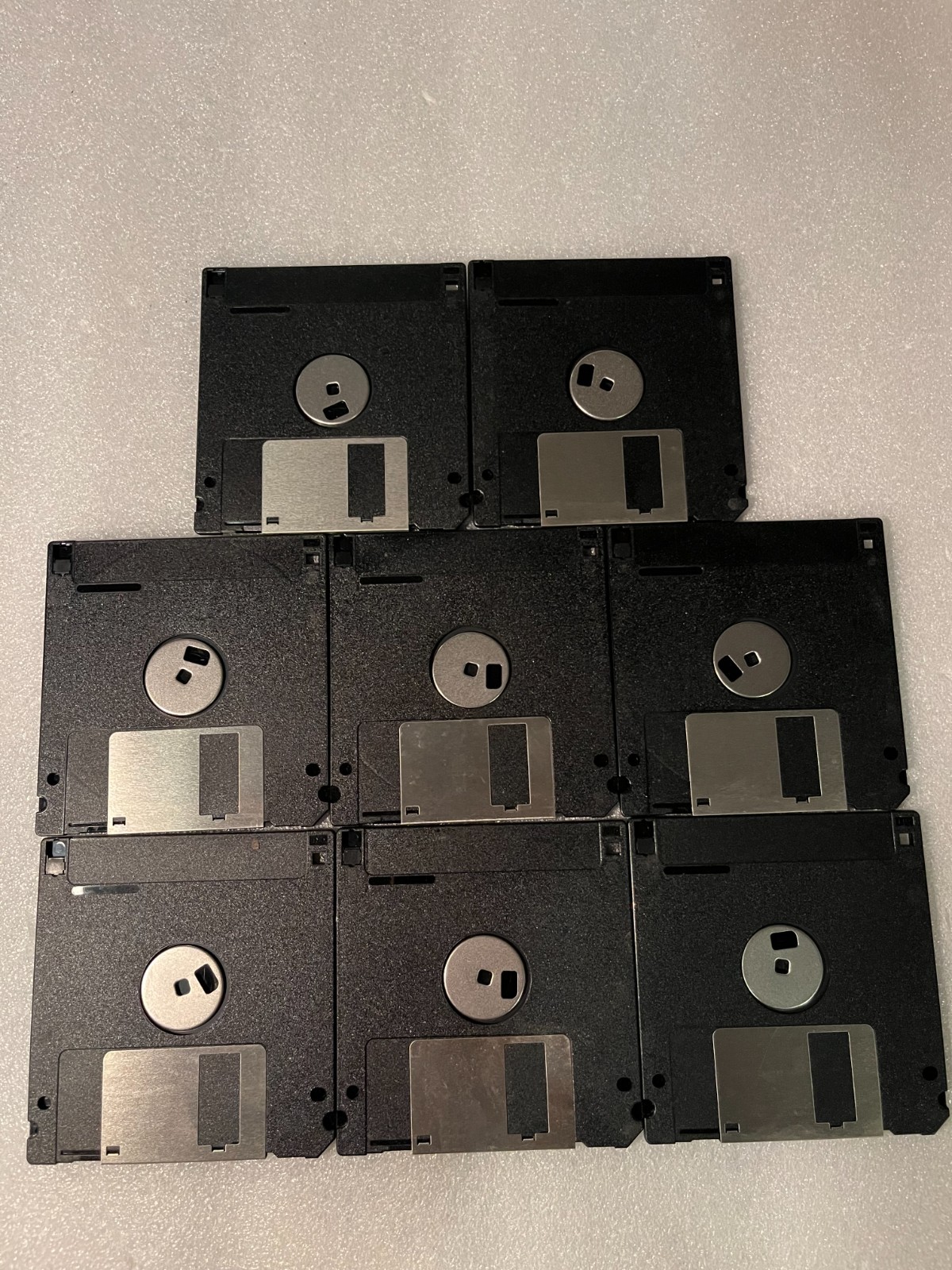 Dell Microsoft Windows 3.1 – 3.5″ Floppy Vintage Software ’92 (8-Disk Set)