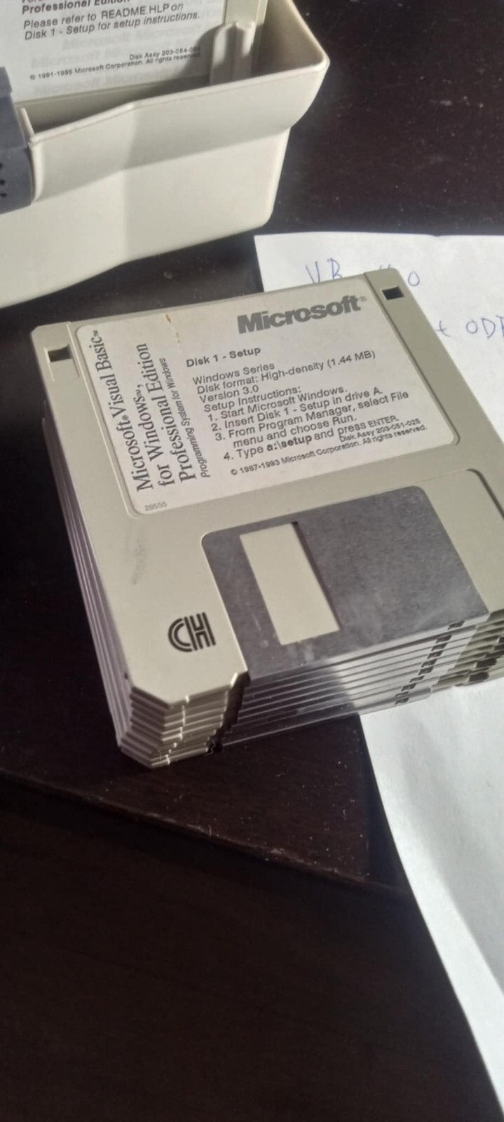 Microsoft Visual Basic 3, 4, C++, FoxPro 2.5, 2.6 1.44 Mb floppy diskette dev