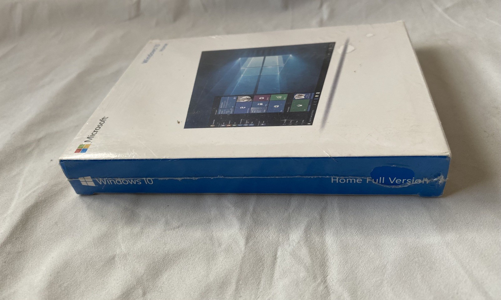 New Microsoft Windows 10 home 32/64-Bit Retail Box USB Drive Sealed
