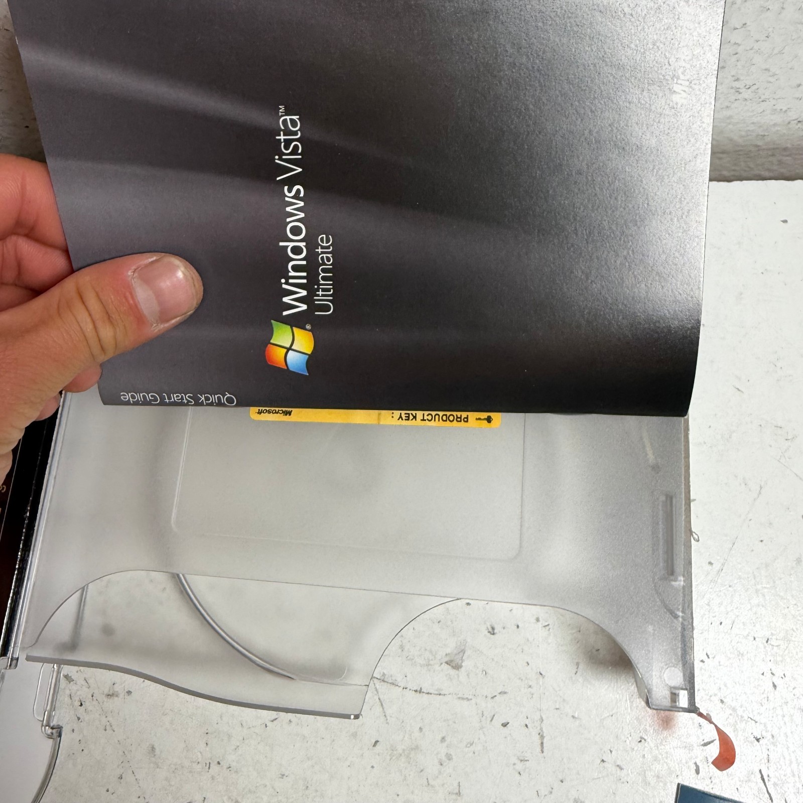 Microsoft Windows Vista Ultimate with Service Pack 1 66R-02262 Upgrade Package