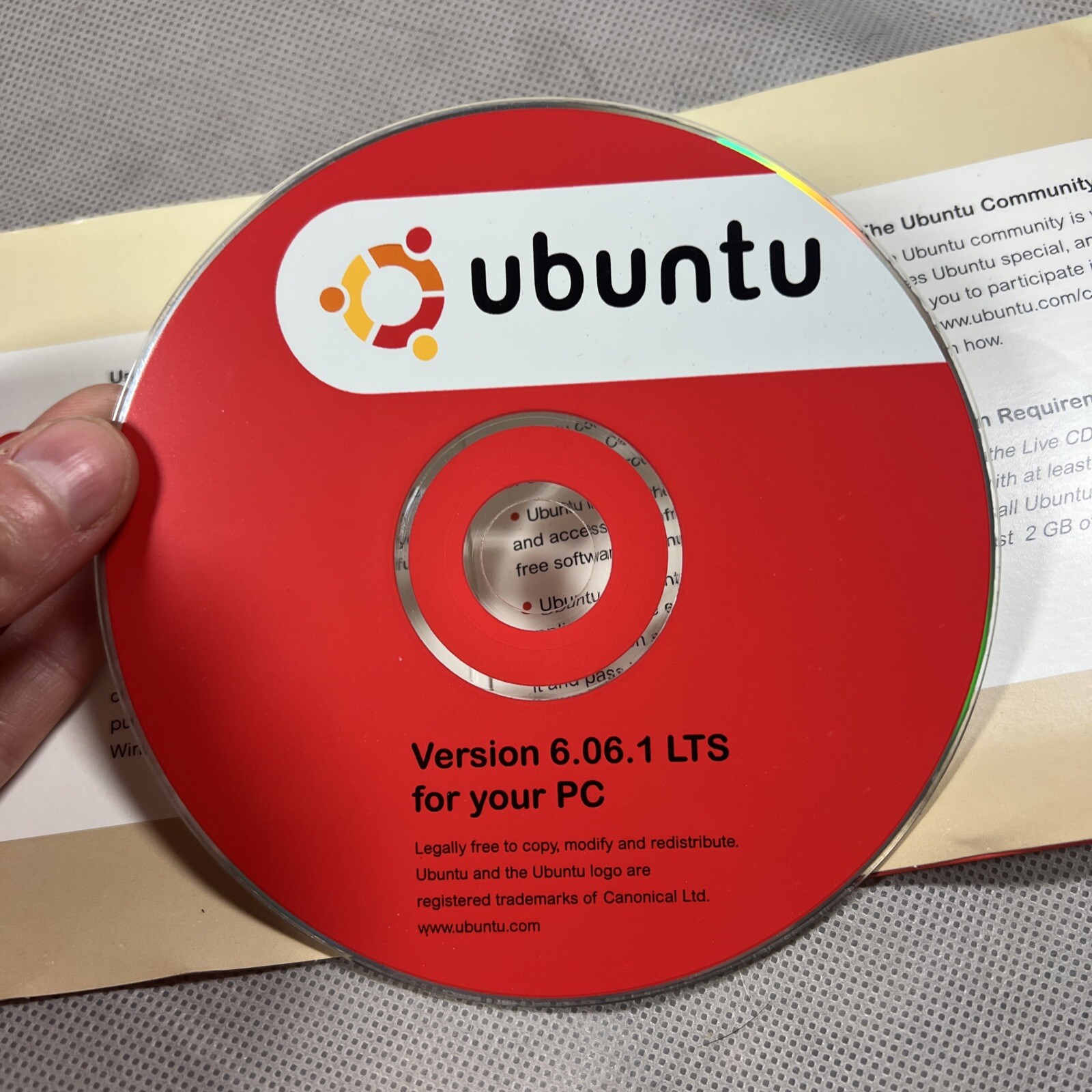 Ubuntu Linux Version 6.06 Software PC CD Rom-RARE N3
