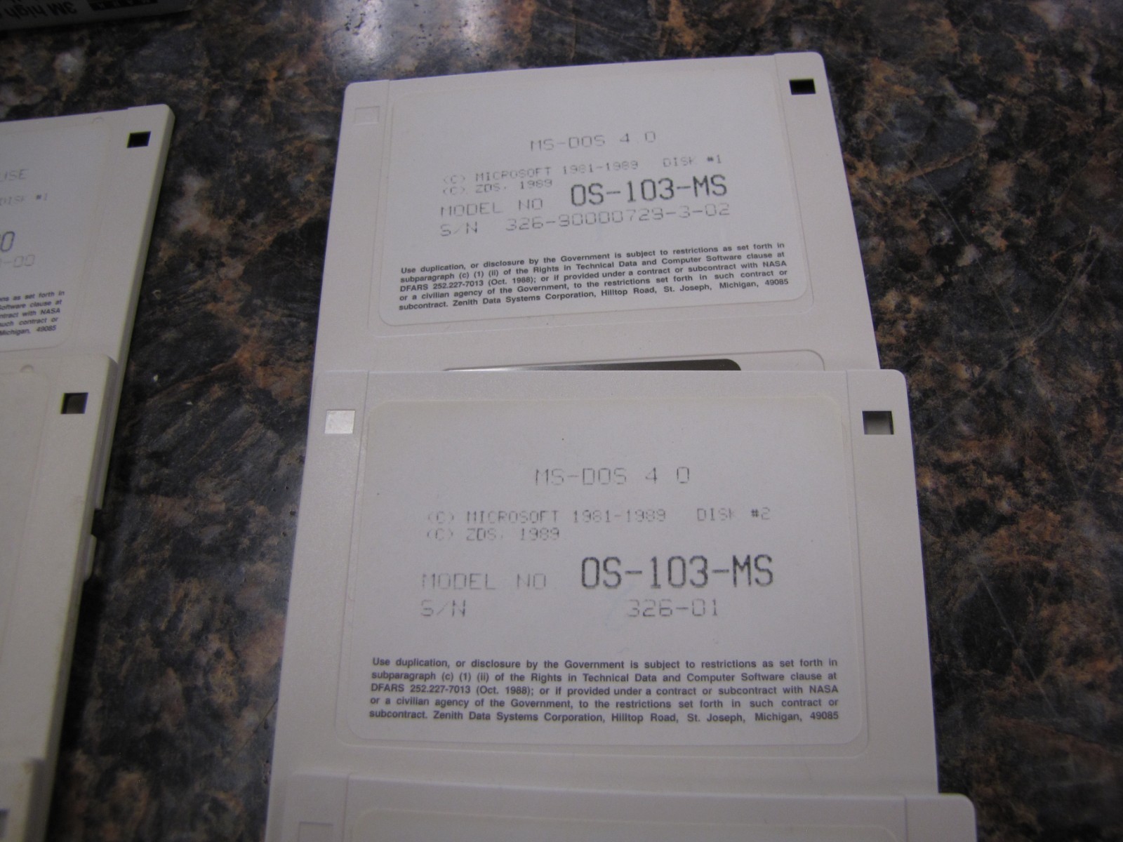 Lot of Vintage Microsoft MS-DOS OS/2 & Model OS-103-MS 3.5″ Floppy Disks