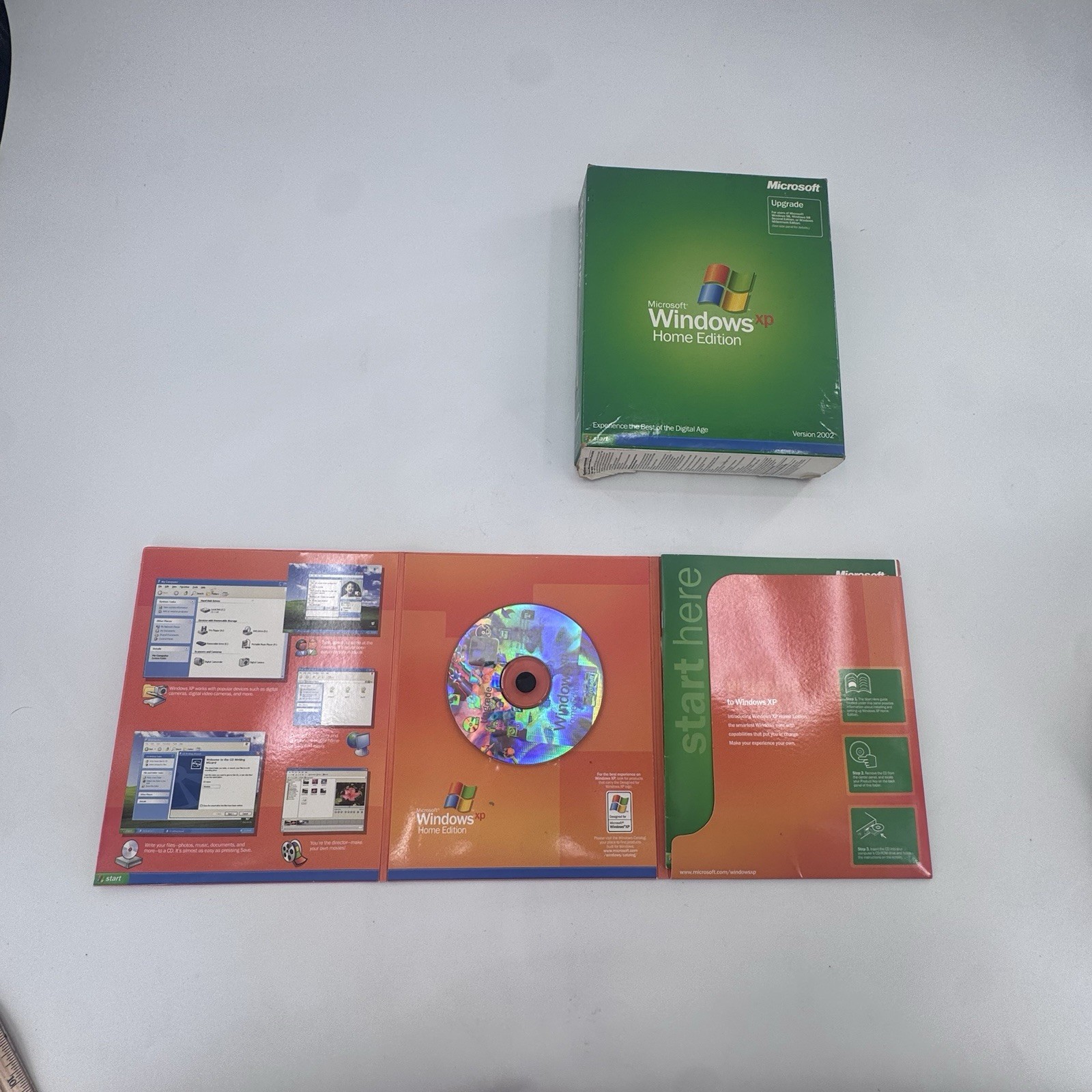 Microsoft Windows XP Professional SP2 Upgrade 2002 Big Box PC w Product Key VTG