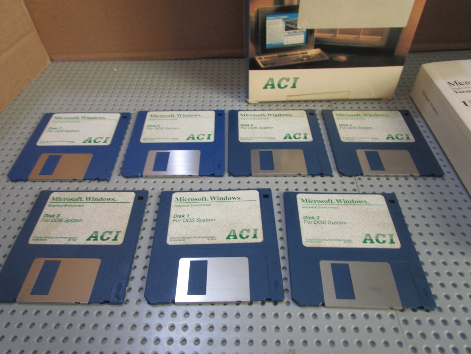 VINTAGE MICROSOFT WINDOWS 1995 GRAPHICAL ENVIRONMENT FOR DOS 3.0 VERSION-7 DISKS
