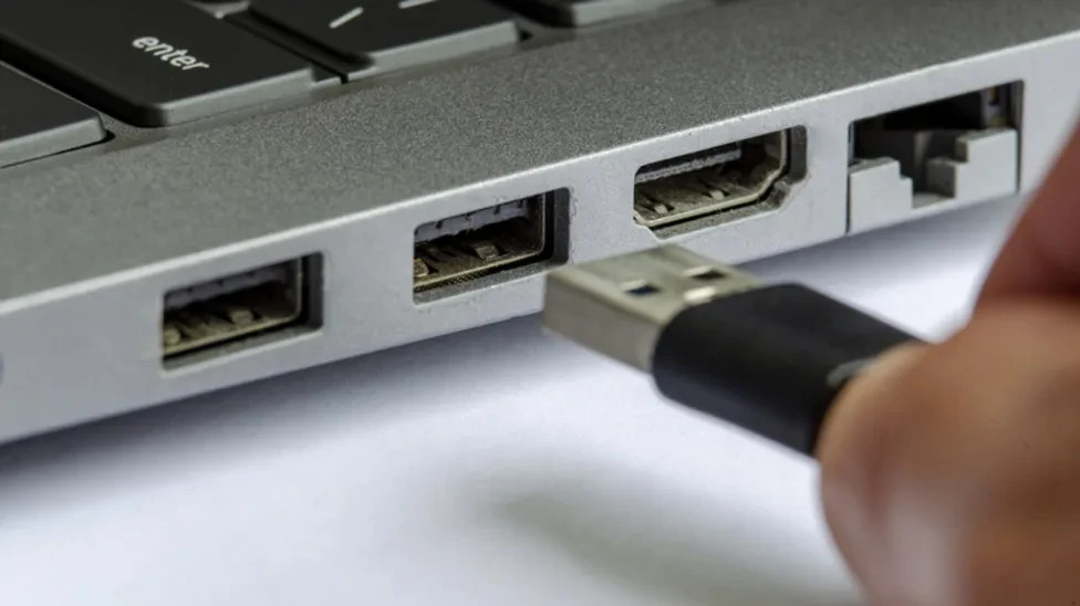 Debian 13.6 Linux Bootable USB Flash Drive | Upgrade Your Computer with Linux