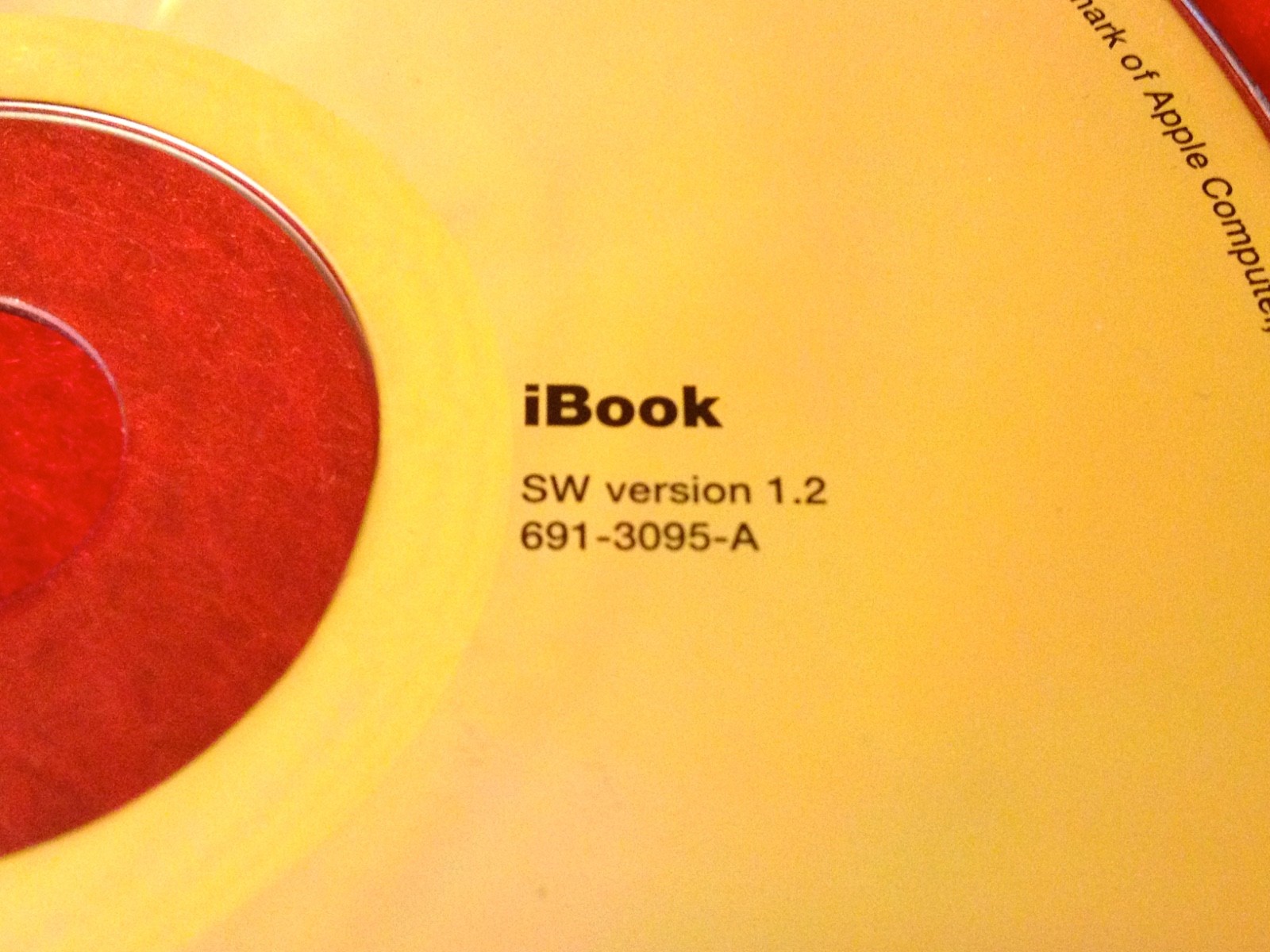 iBook AHT Disc v1.2 691-3095-A / Macintosh Computer Software