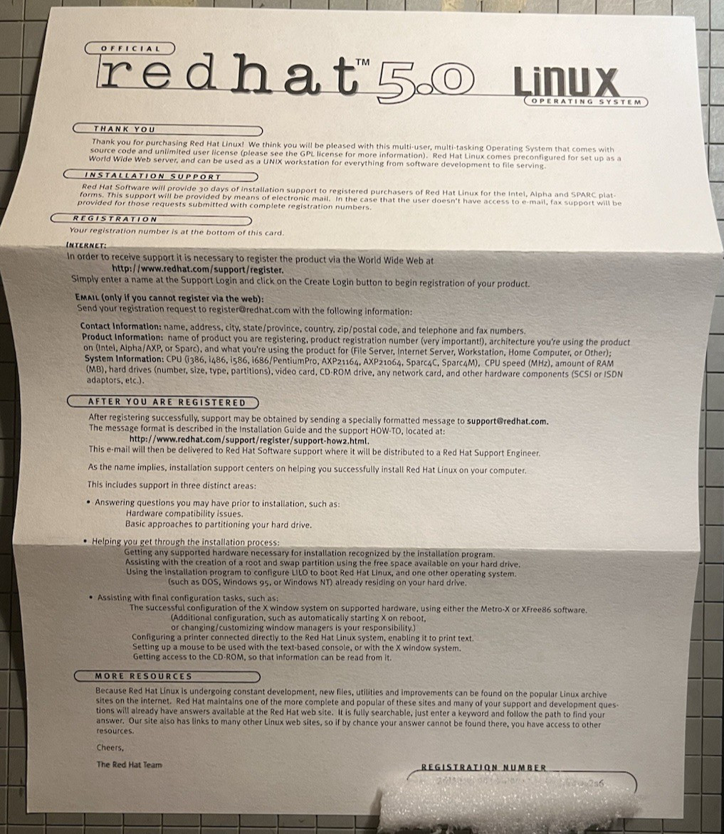 Red Hat Linux 5 Complete Big Box • 2 CDs, Floppies, Inserts • 1997 Retail