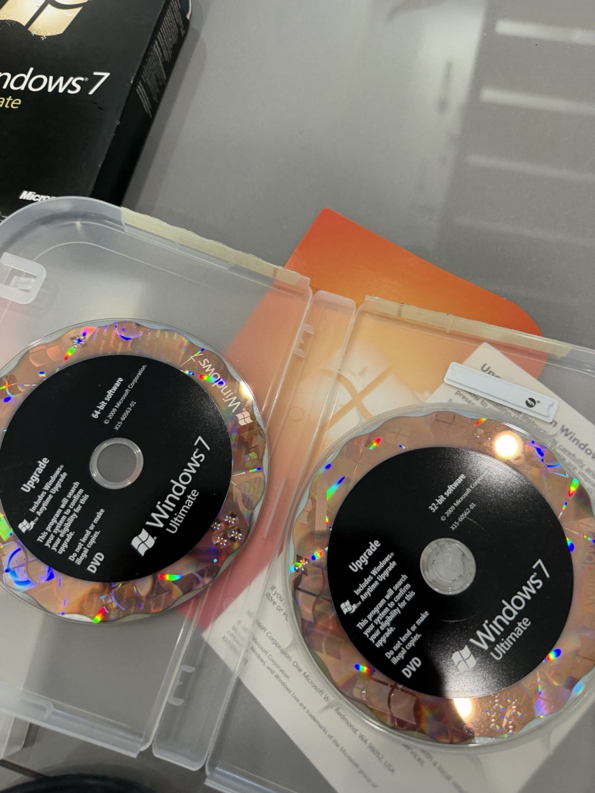 Microsoft Windows 7 Ultimate 32 Bit and 64 Bit DVDs Box License Key