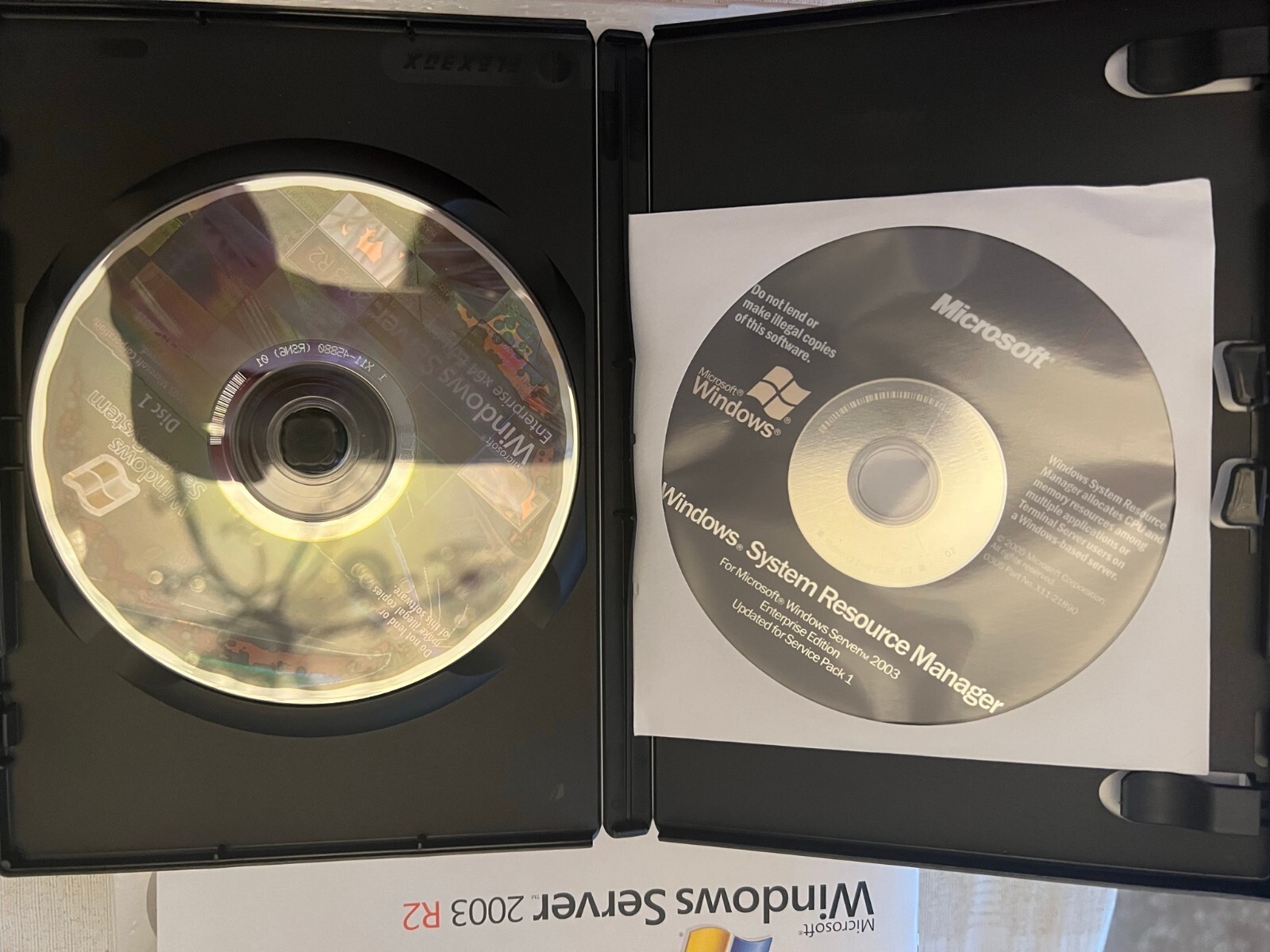 P72-01696 Windows Server 2003 R2 Enterprise x64 Inglés con 25 CAL