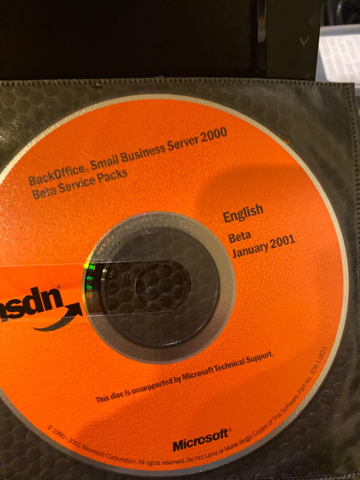 BRAND NEW Authentic Microsoft Small Business Server 2000 Beta. Plus Service Pack