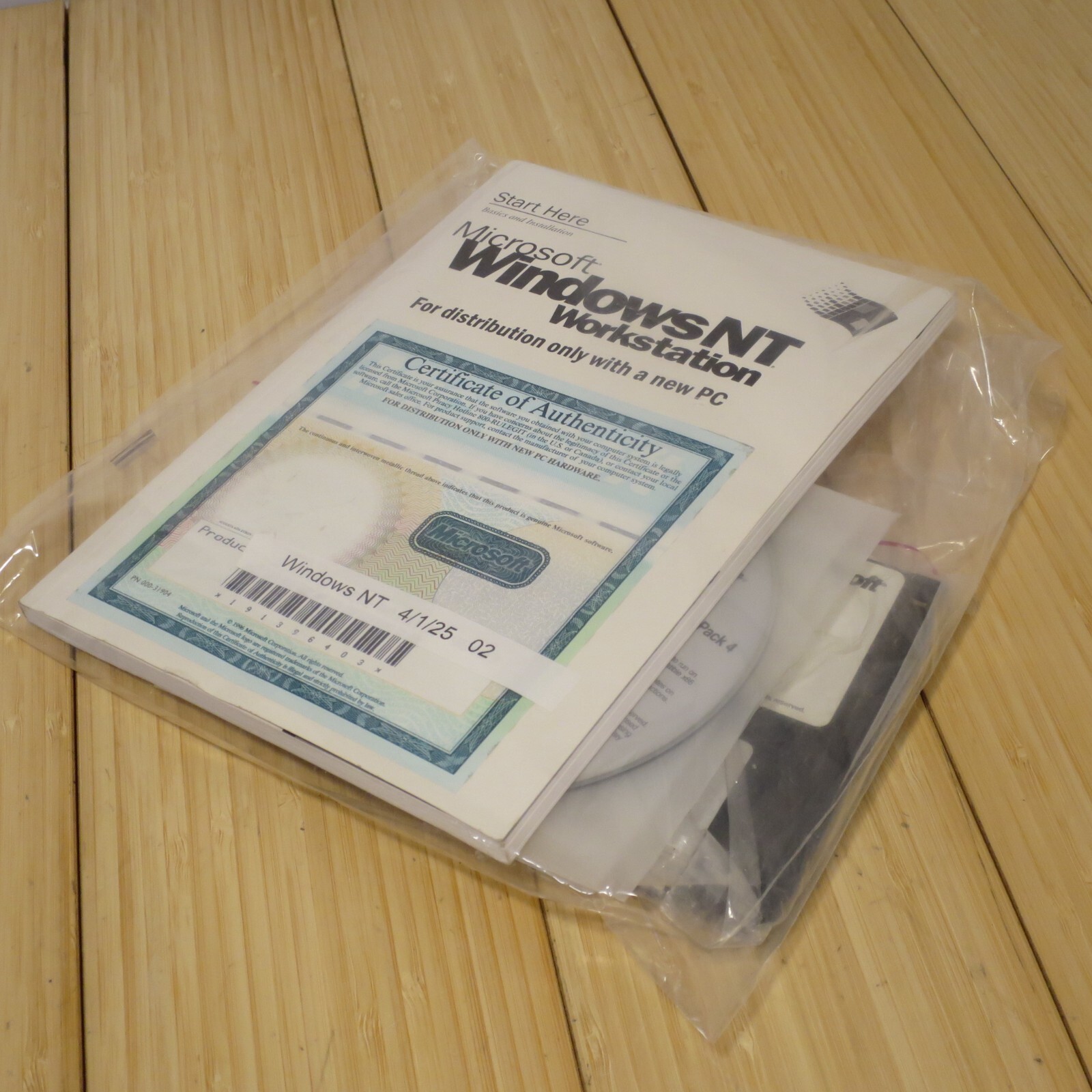Microsoft Windows NT Workstation 4.0 SP4 CD-ROM, 3.5 Floppies, Manual & COA 02