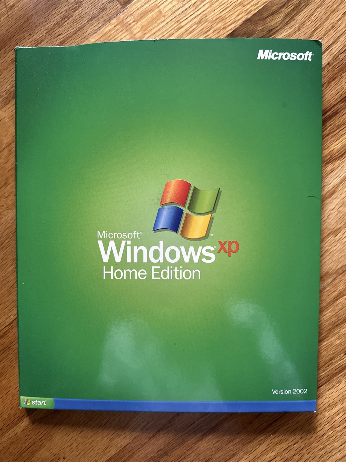 Microsoft Windows XP Home Edition Upgrade with Service Pack 2 CD-ROM Used