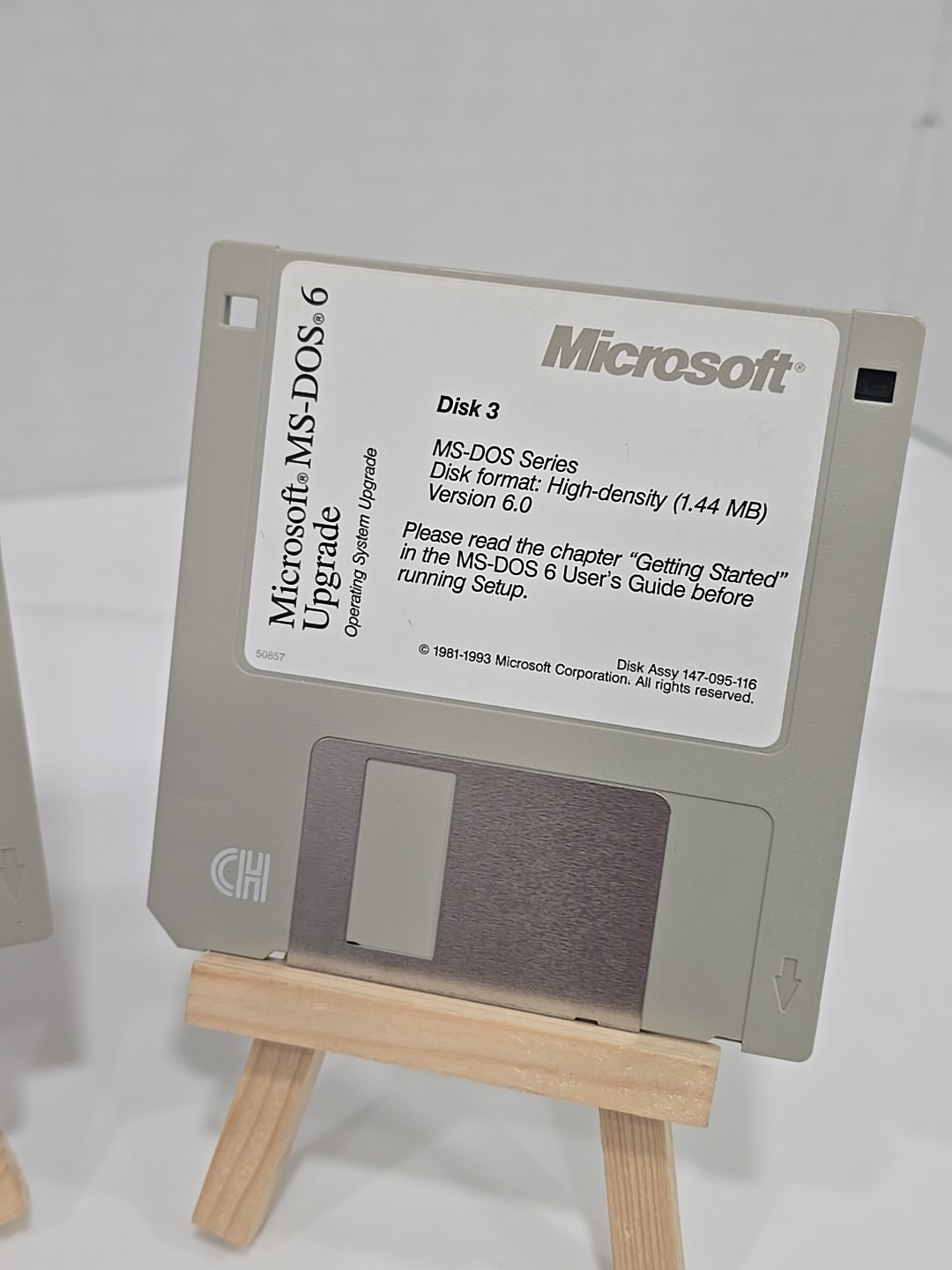 Vintage Microsoft MS-DOS 6.0 Upgrade Operating System 3.5″ Discs + 5.25″ Floppys