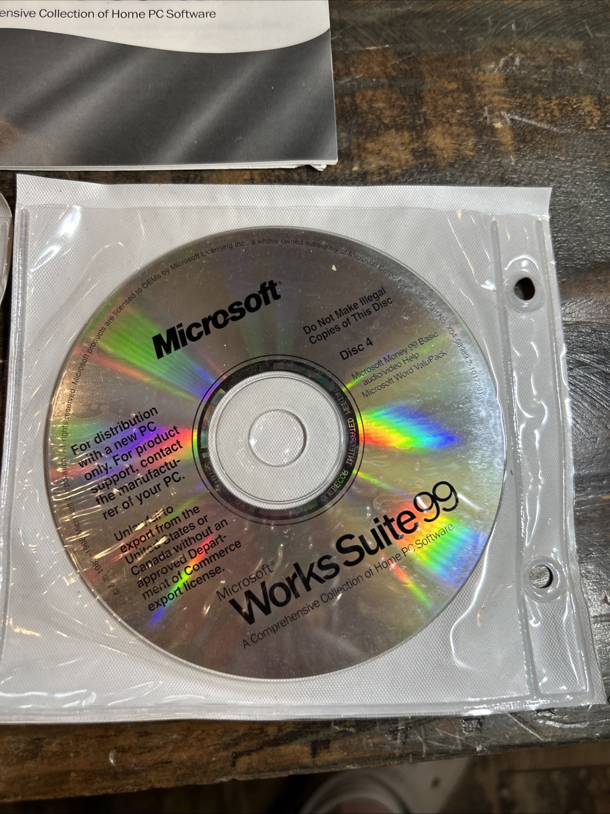 Microsoft Works Suite 99 99 Disc Only PC CD ROM All 4 Disc Complete