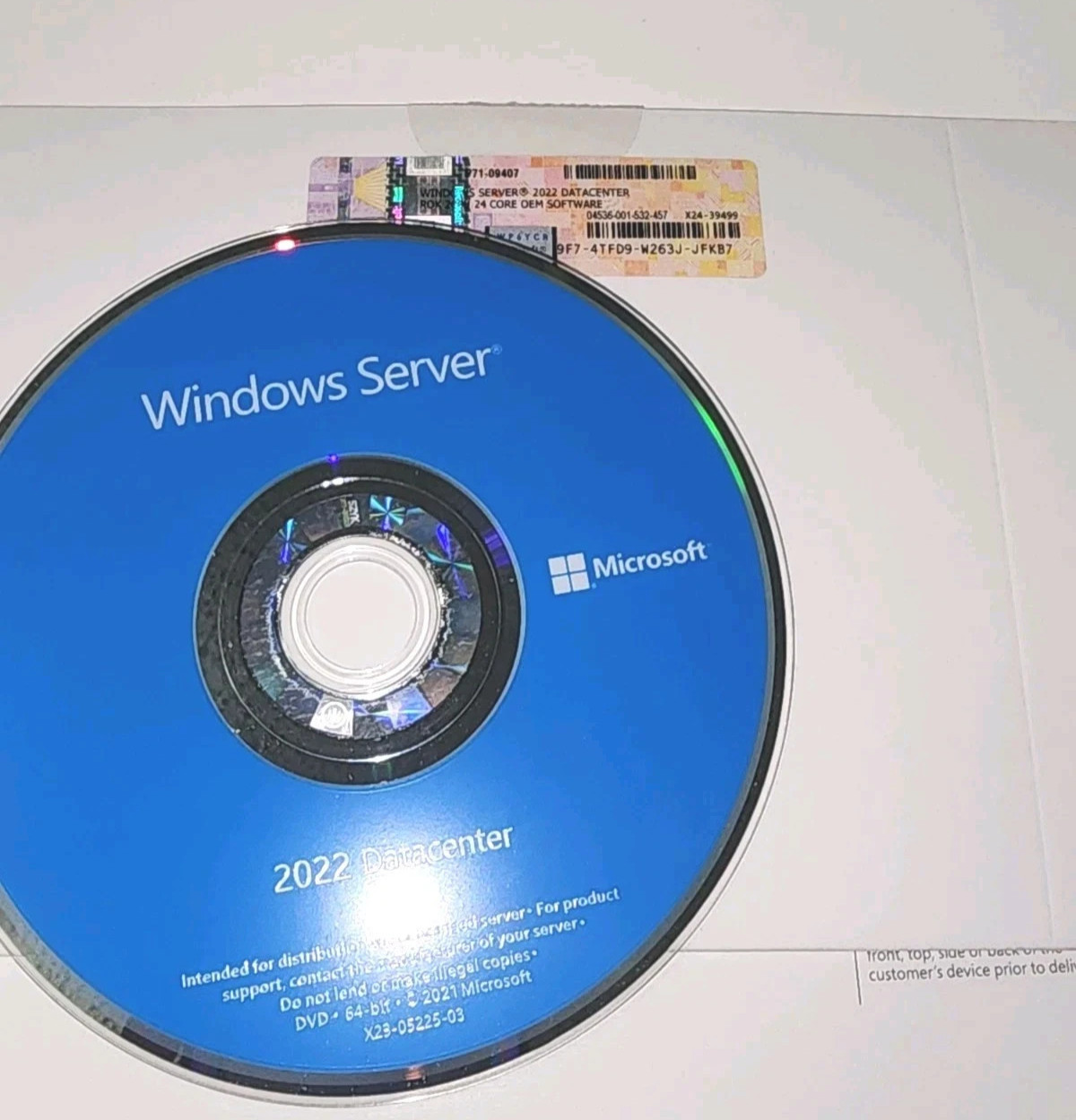 Windows Server 2022 Datacenter – 24 Core Genuine License, OEM Pack, DVD