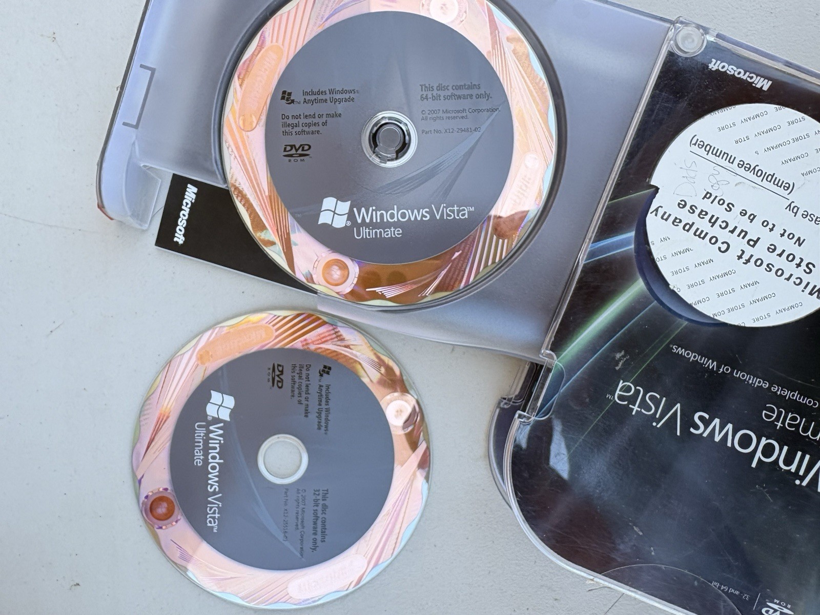 Microsoft Windows Vista Ultimate Includes 32 bit & 64 bit DVD’s
