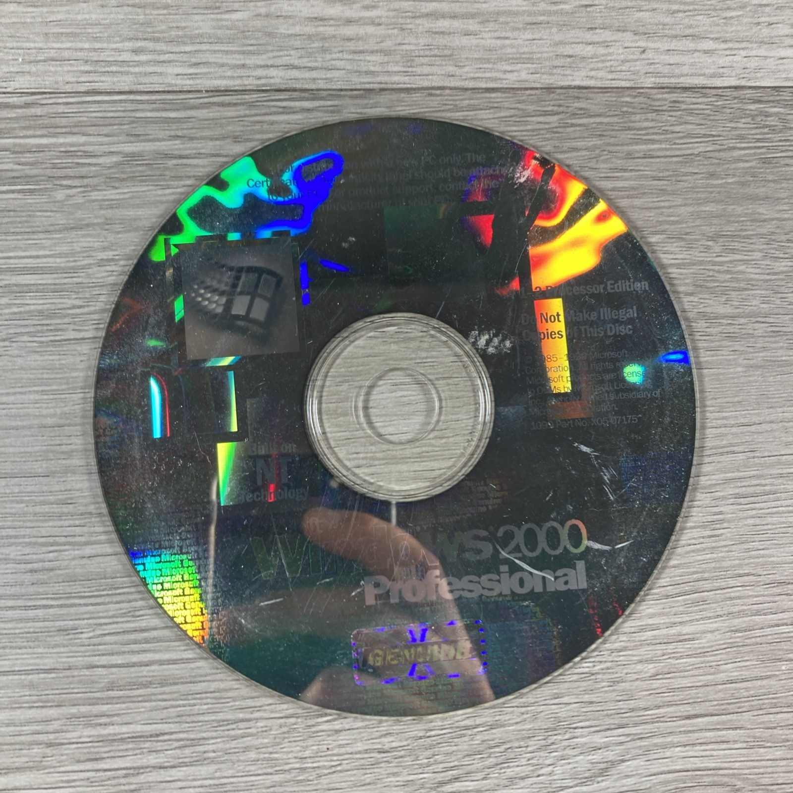 Microsoft Windows 2000 Professional CD Disc *NO KEY* 1-2 Processor Edition