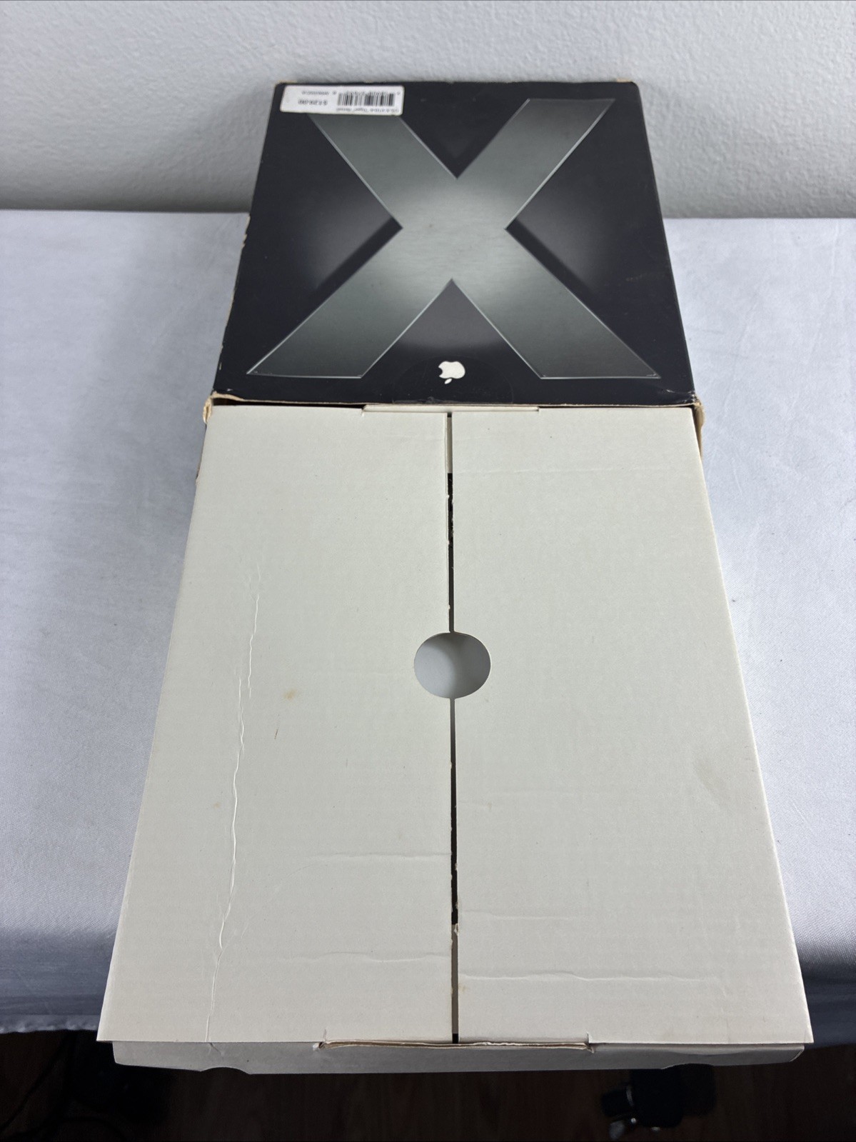 Boxed Apple Mac OS X 10.4 Tiger (M9639Z/A)