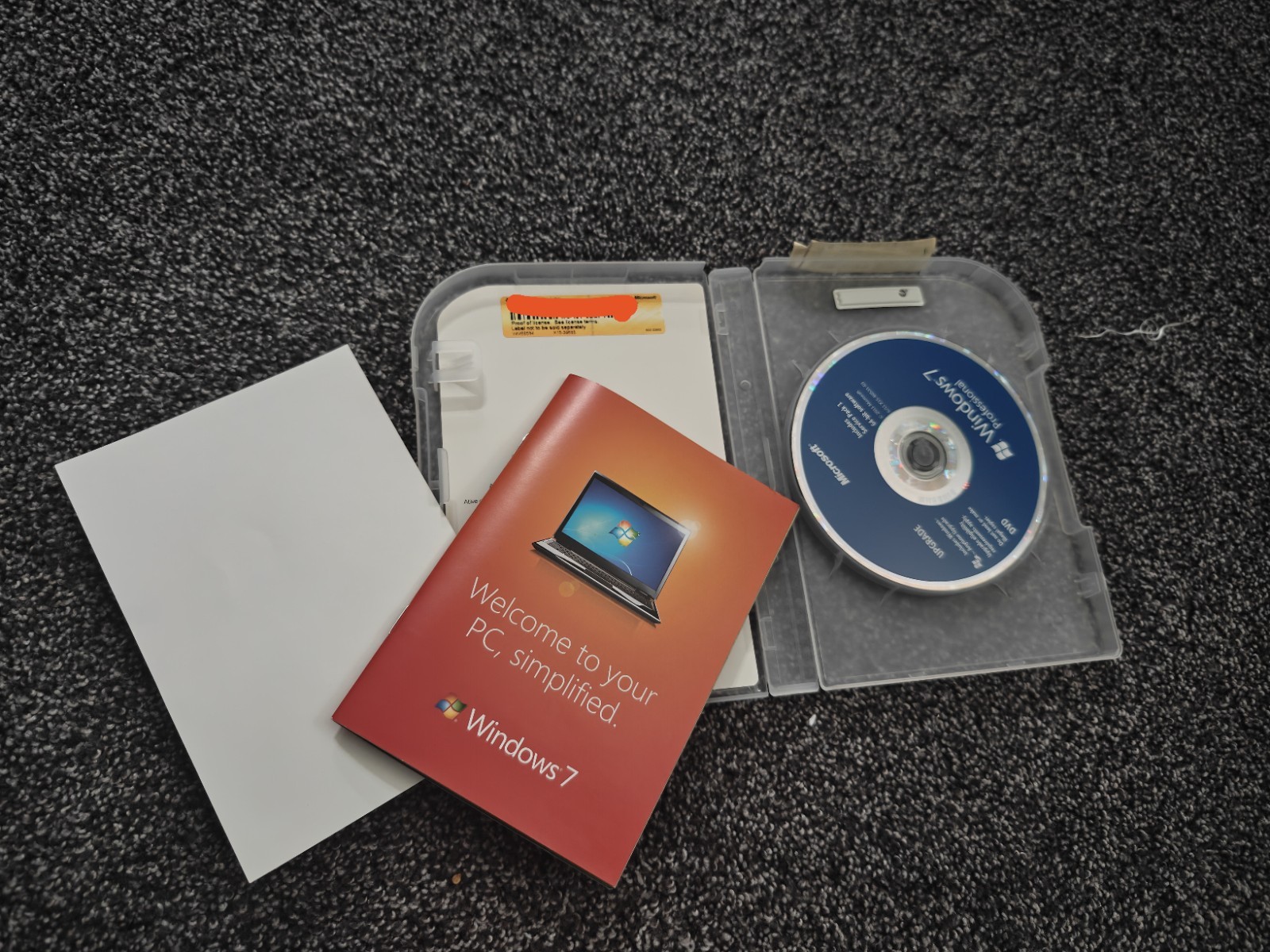 Microsoft Windows 7 Professional Upgrade DVD English OS Software 1 Device