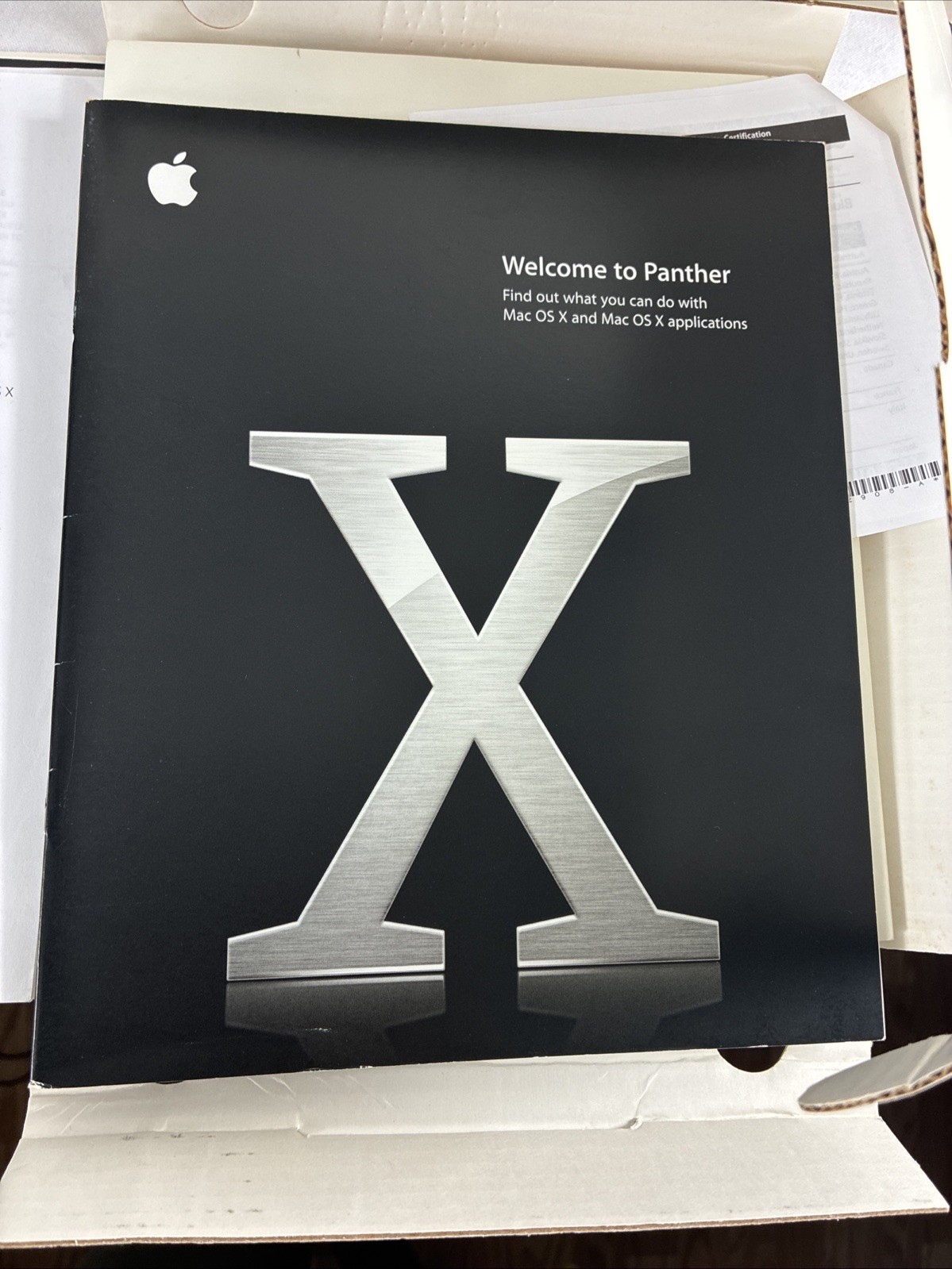 Boxed Apple Mac OS X 10.4 Tiger (M9639Z/A)