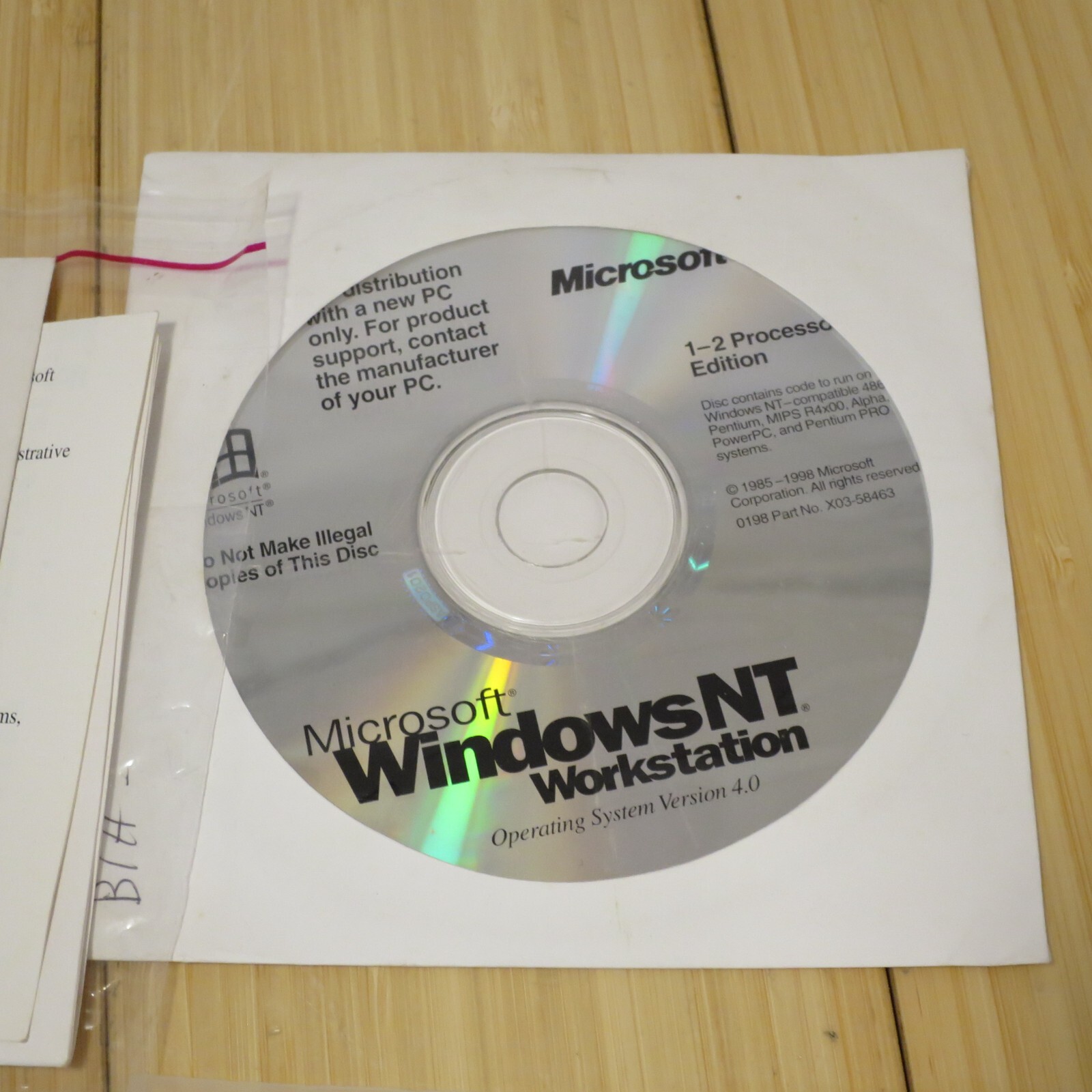 Microsoft Windows NT Workstation 4.0 SP3 CD-ROM, 3.5 disks, Manual & COA 06