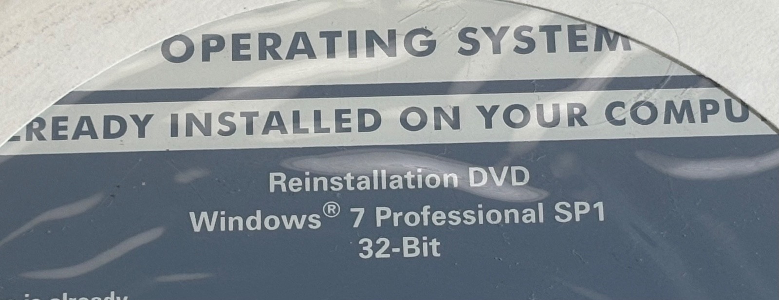 Dell Windows 7 Professional Reinstallation DVD 32-bit SP1 OS Dell 04DTND New